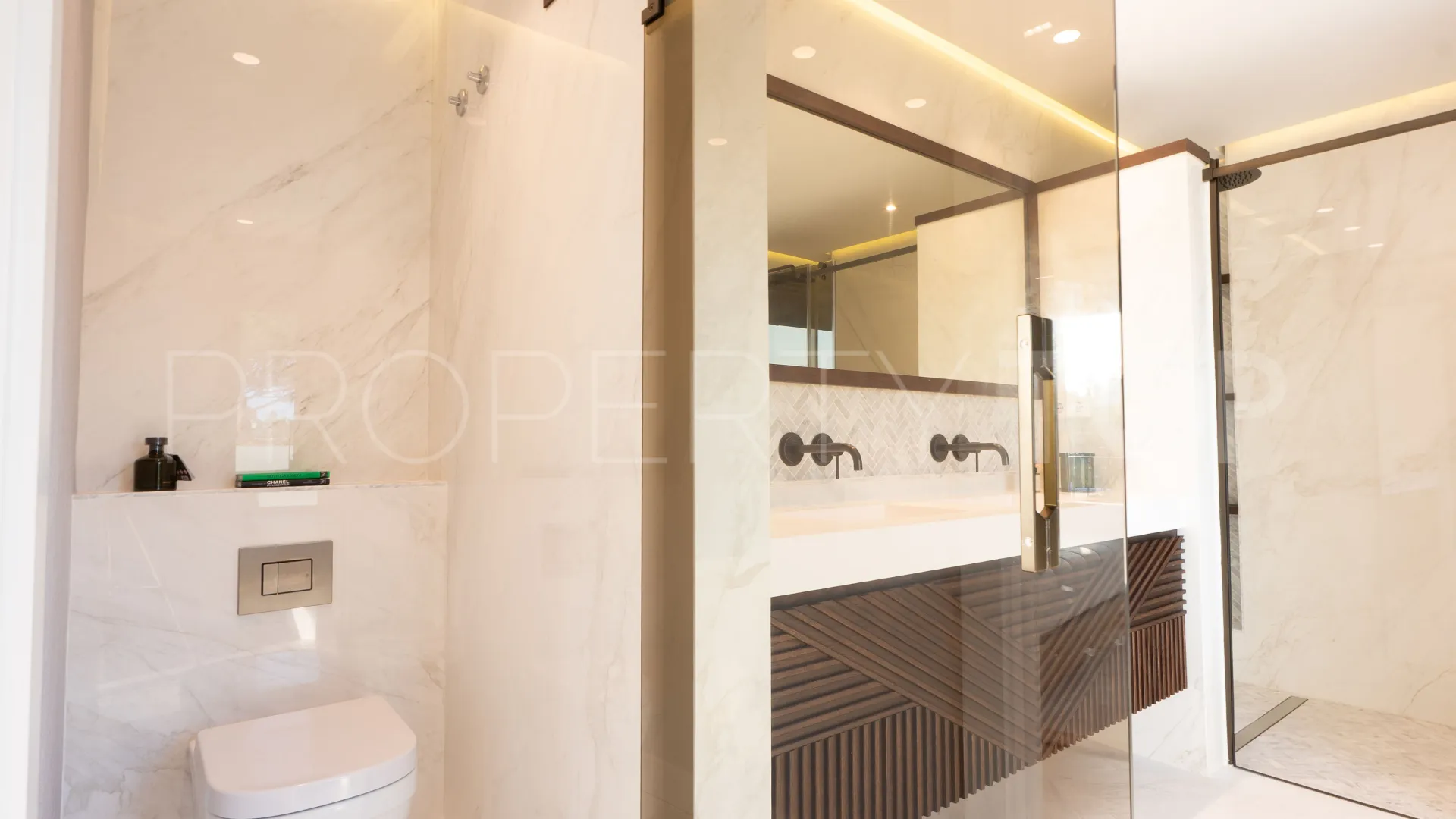 Casasola 6 bedrooms villa for sale