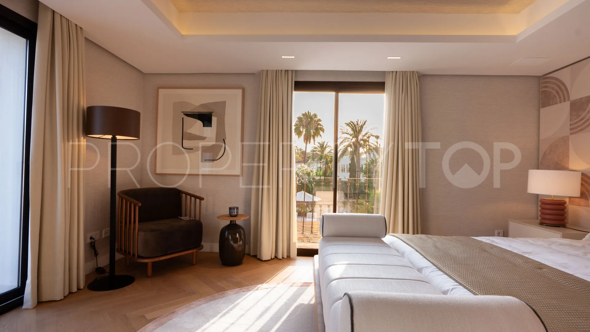 Casasola 6 bedrooms villa for sale
