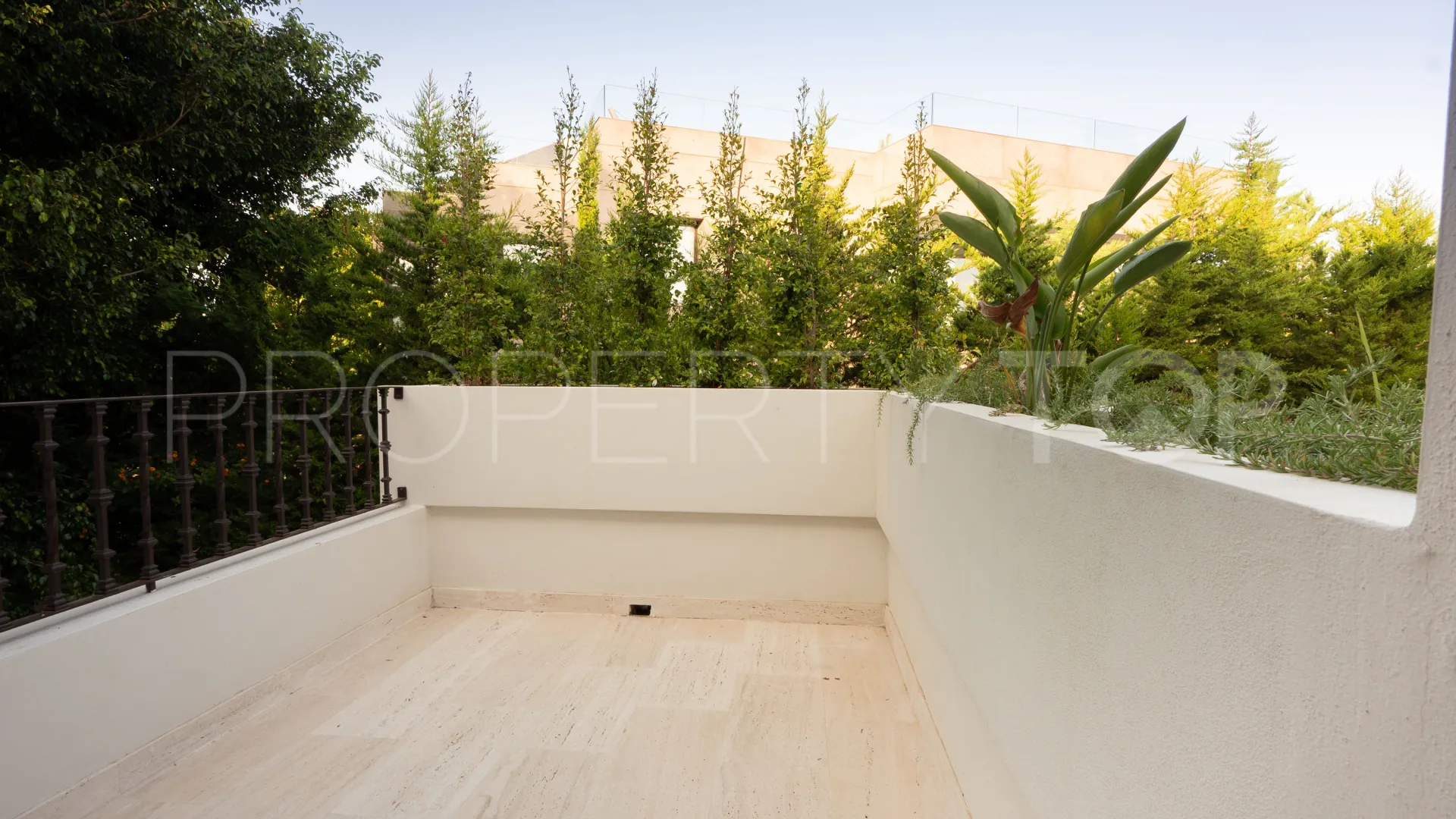 Casasola 6 bedrooms villa for sale