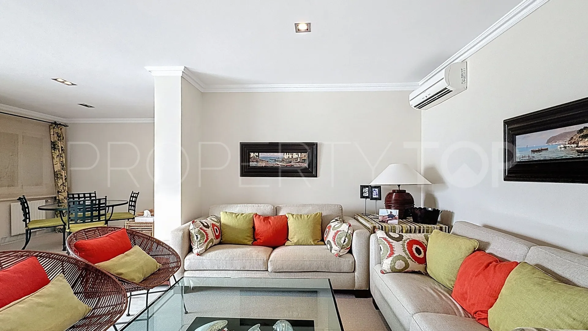 Comprar apartamento con 5 dormitorios en Guadalmina Baja