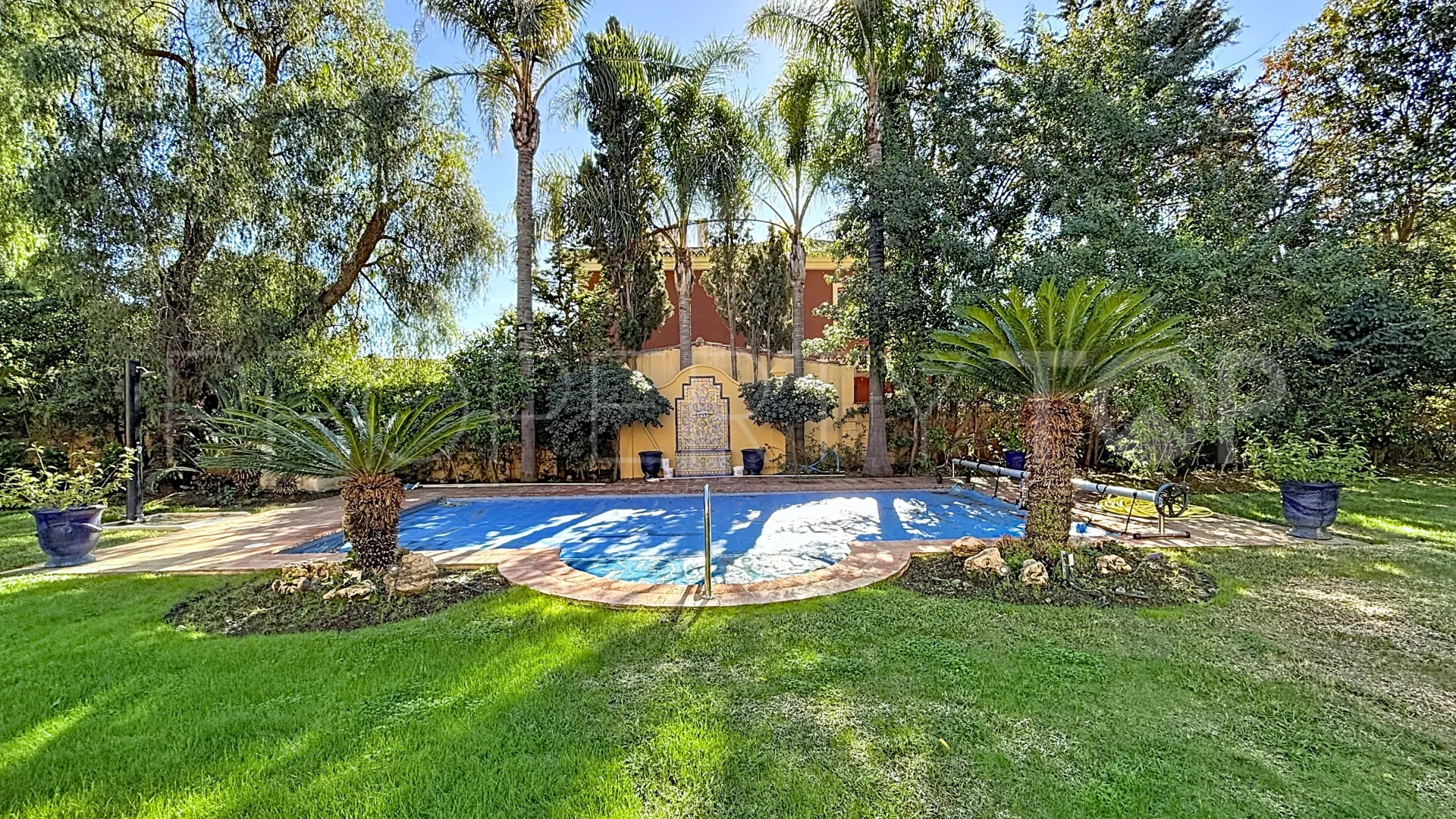 Villa for sale in Casasola