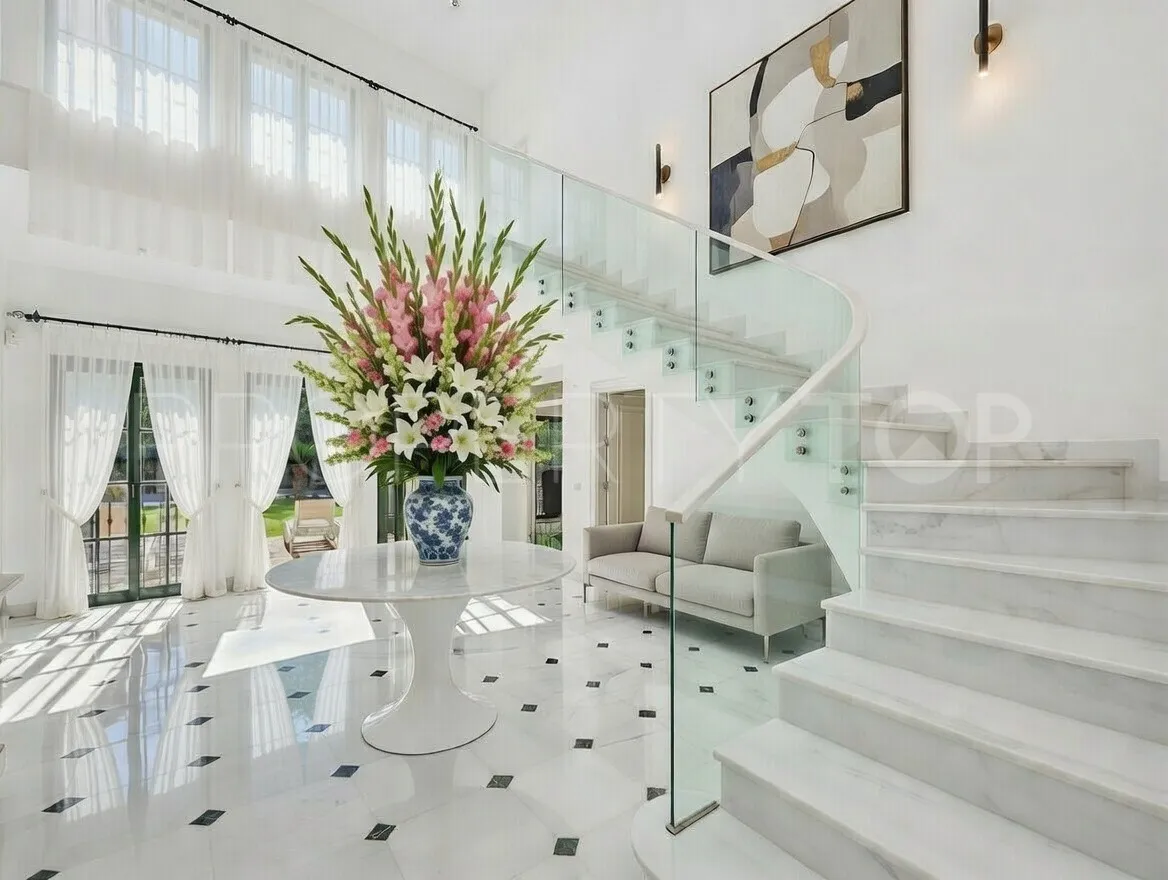 Villa for sale in Casasola