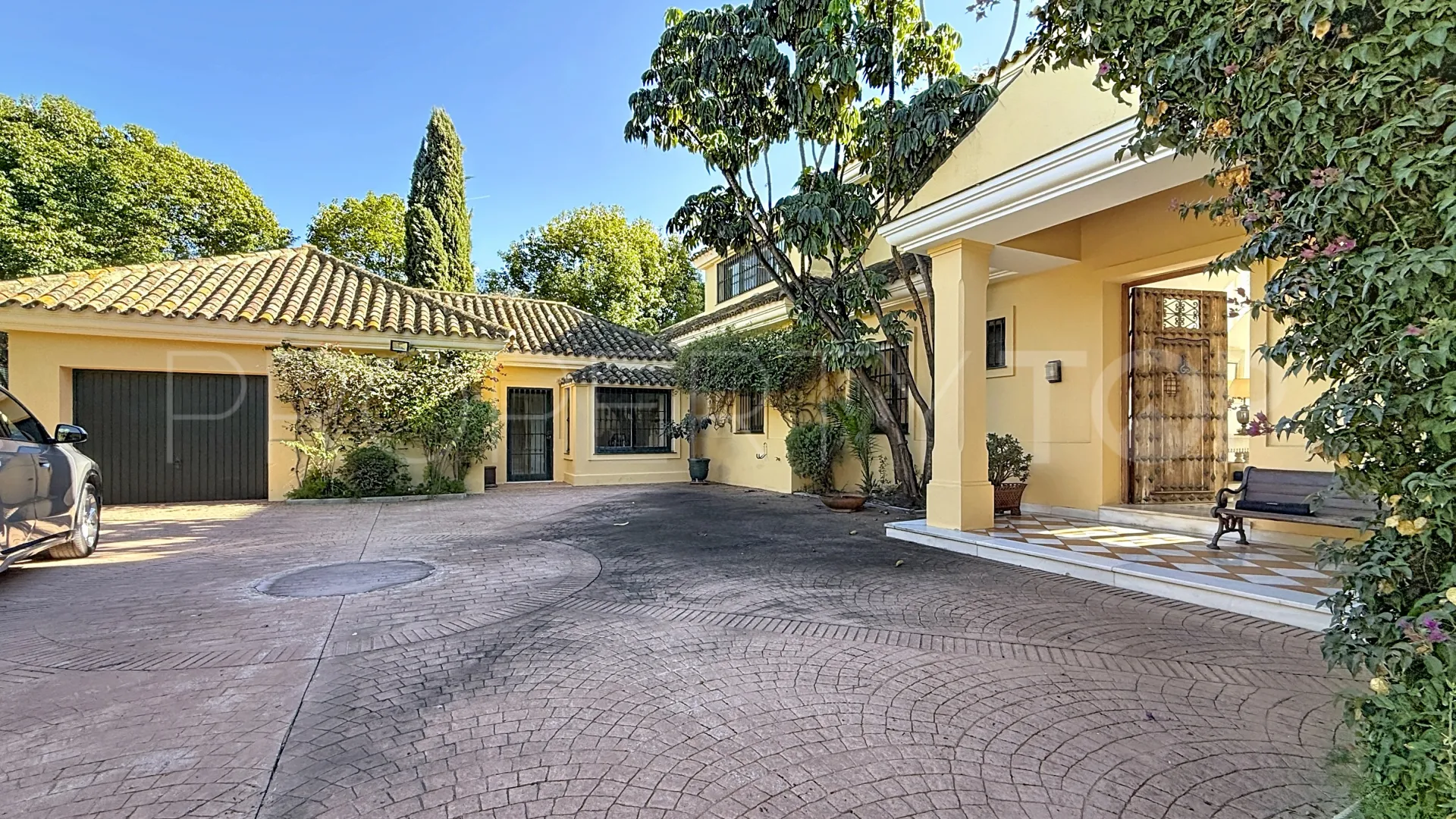 Villa for sale in Casasola