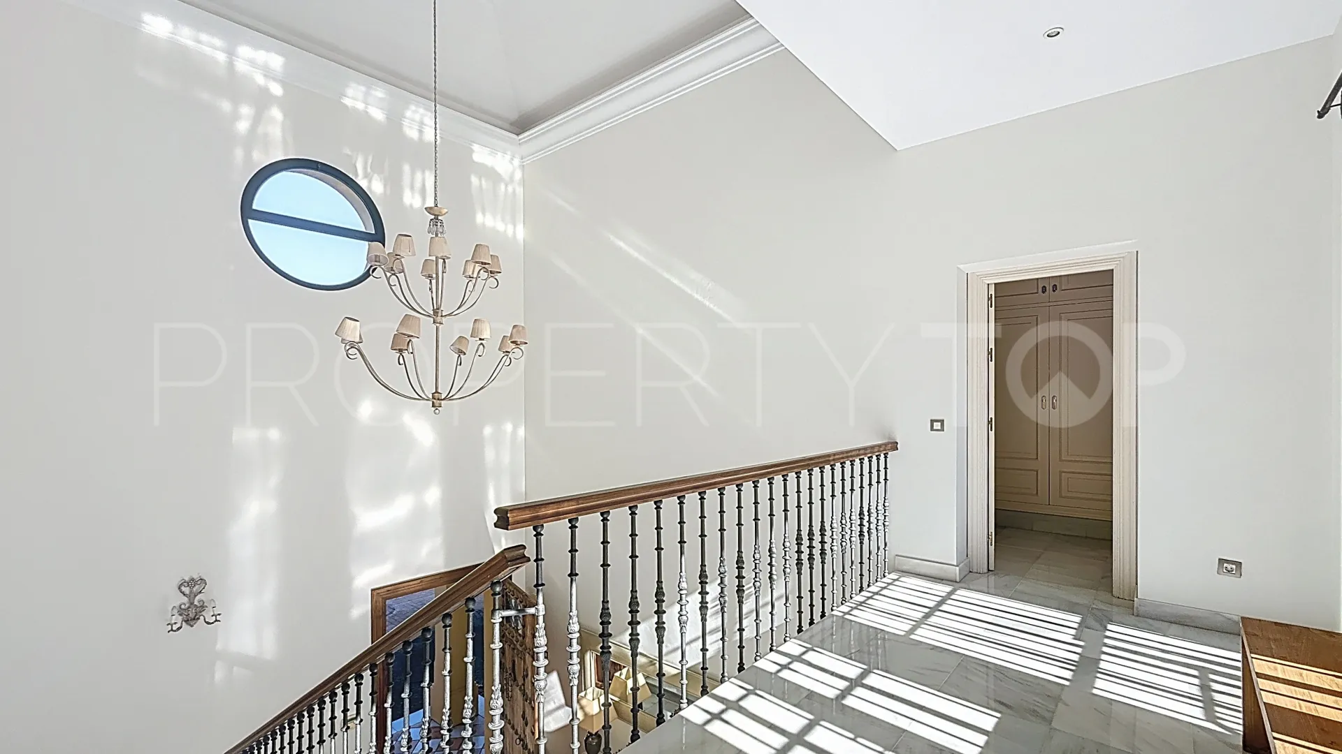 Villa for sale in Casasola