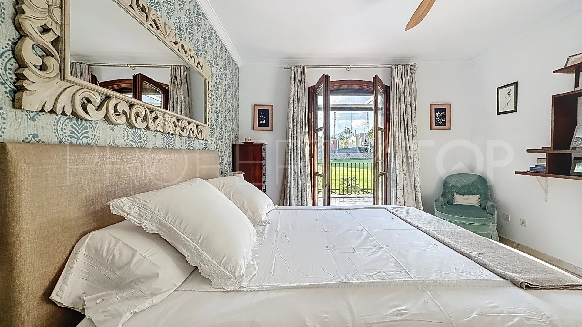 Comprar villa en Guadalmina Alta con 5 dormitorios