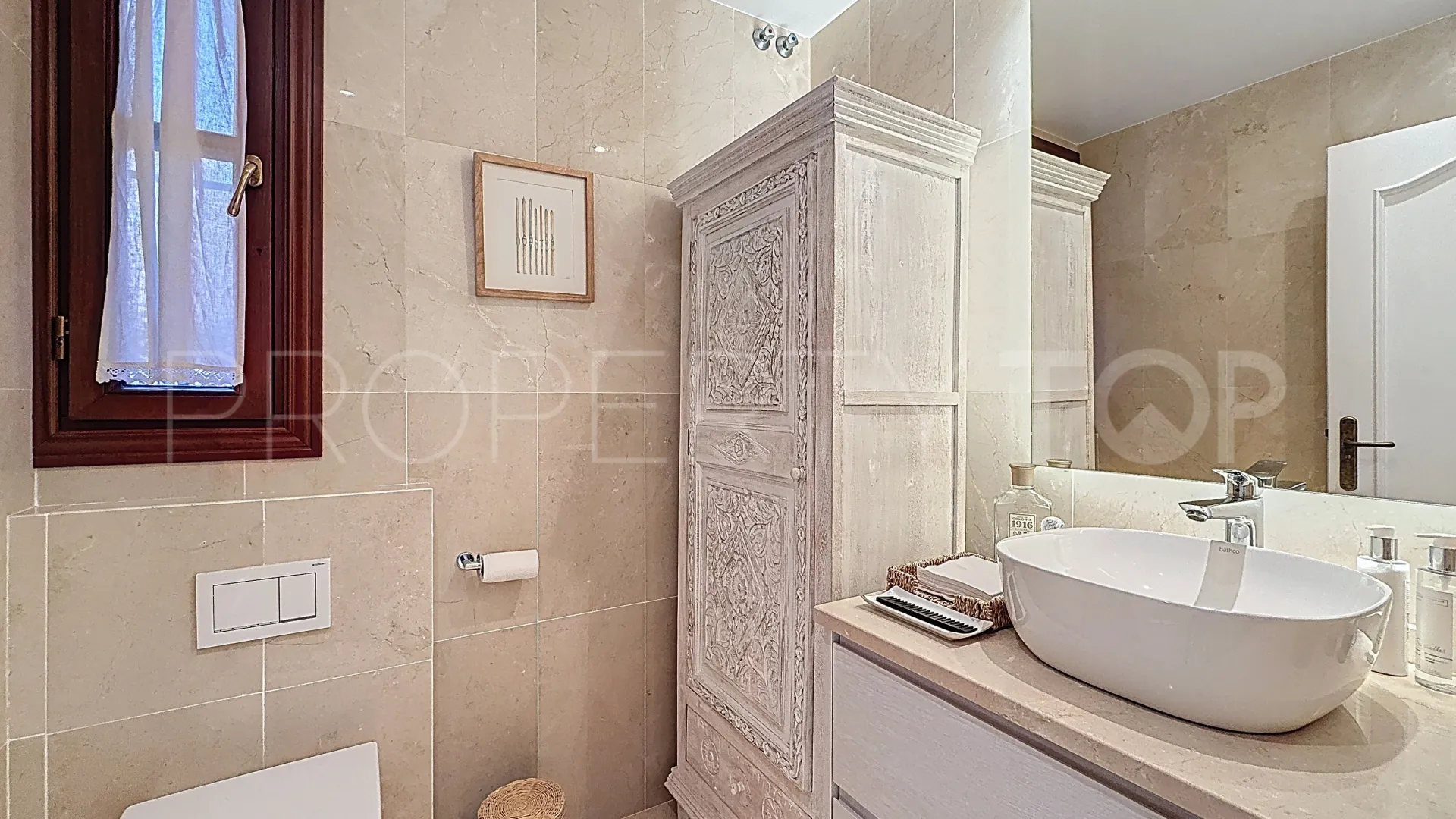 Comprar villa en Guadalmina Alta con 5 dormitorios