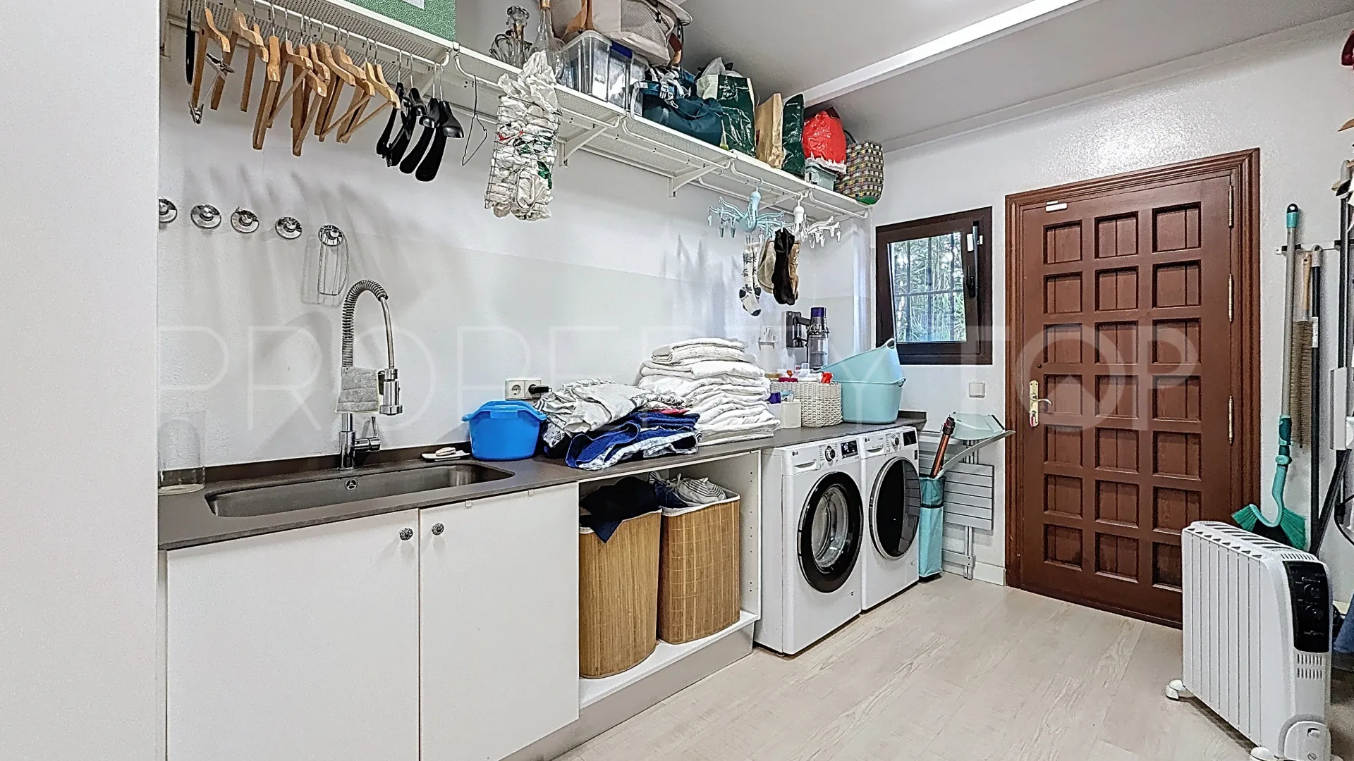 Comprar villa en Guadalmina Alta con 5 dormitorios