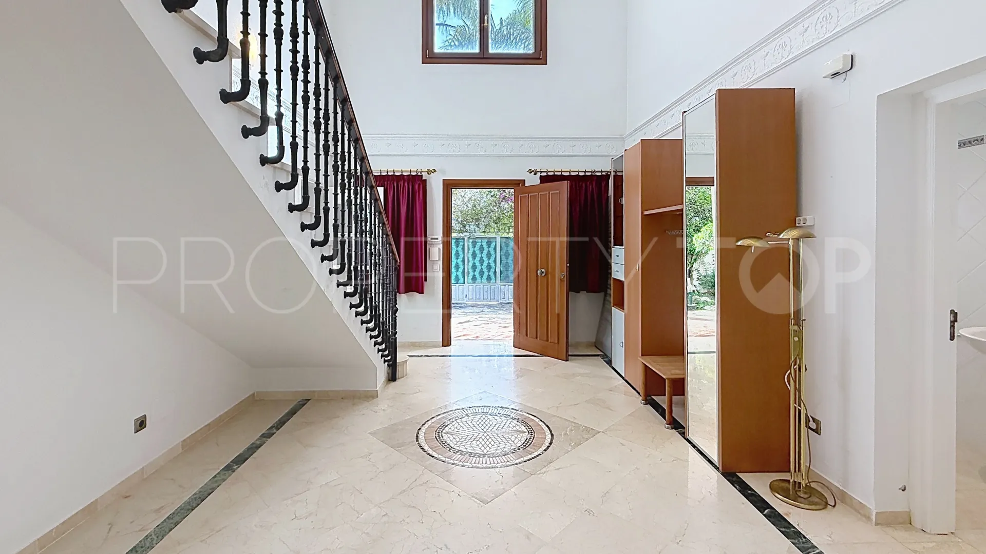 For sale villa in Villacana with 5 bedrooms
