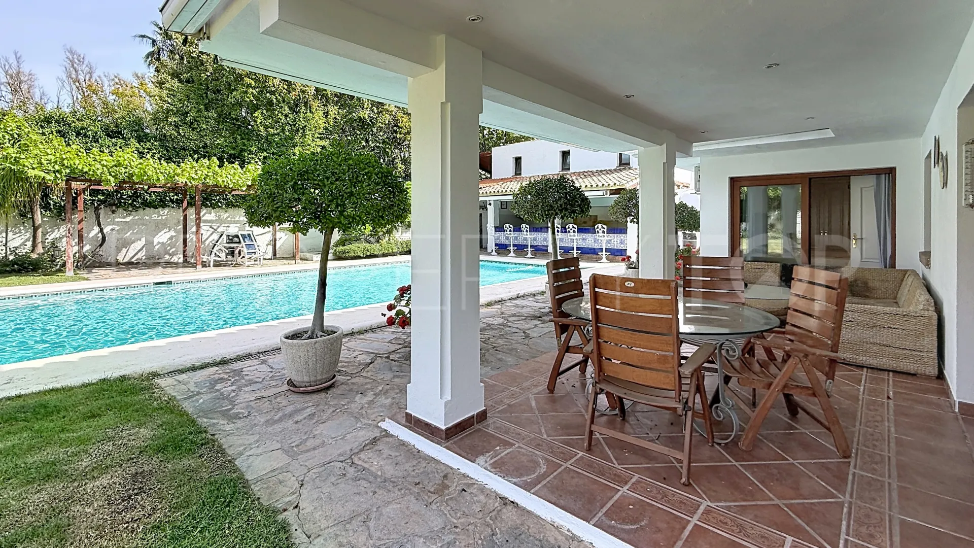 For sale villa in Villacana with 5 bedrooms