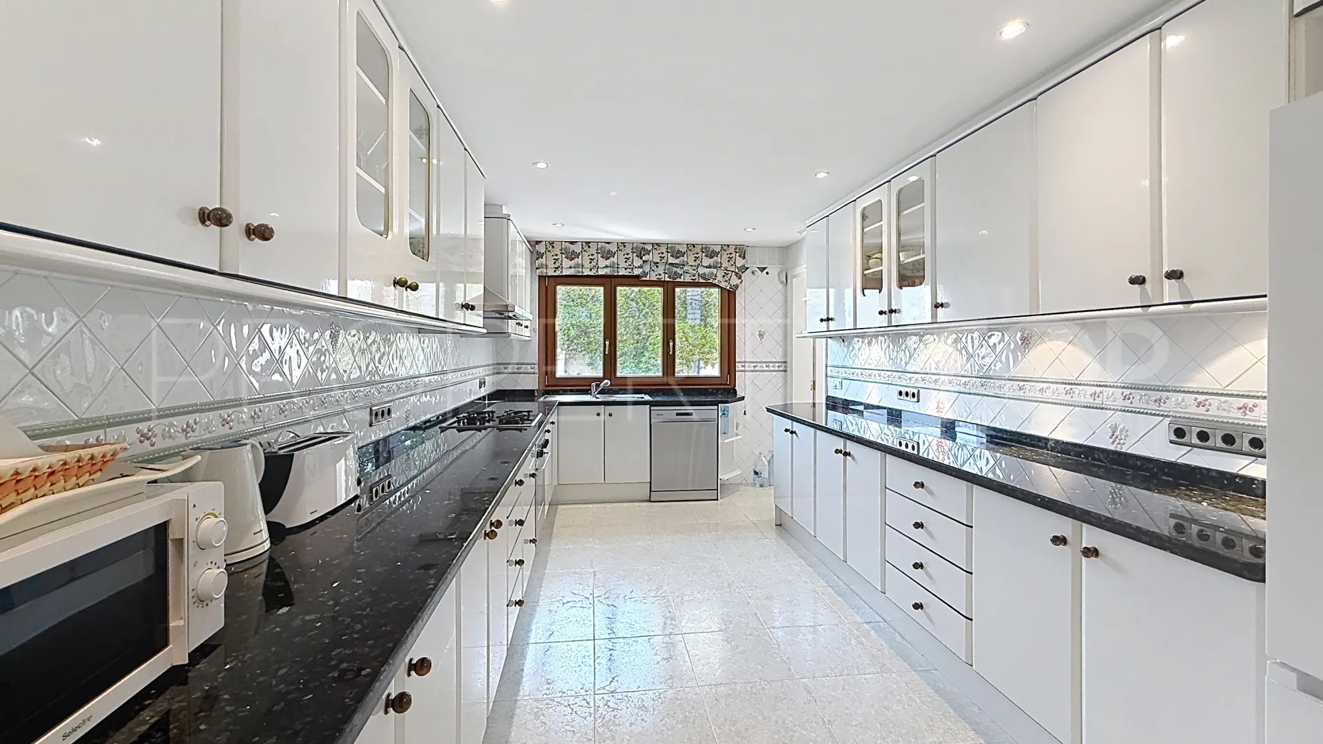 For sale villa in Villacana with 5 bedrooms