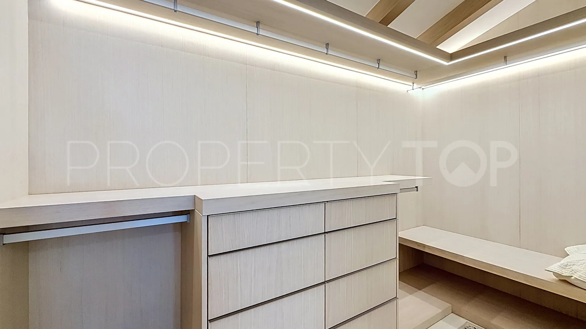Guadalmina Alta, villa a la venta