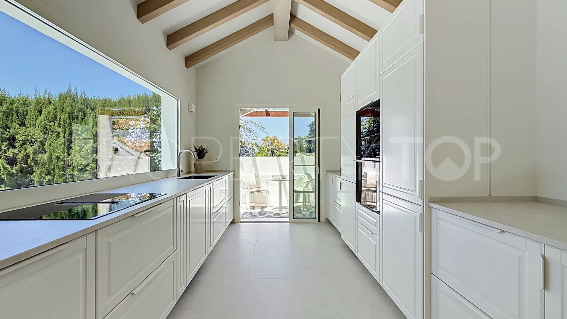 Guadalmina Alta, villa a la venta