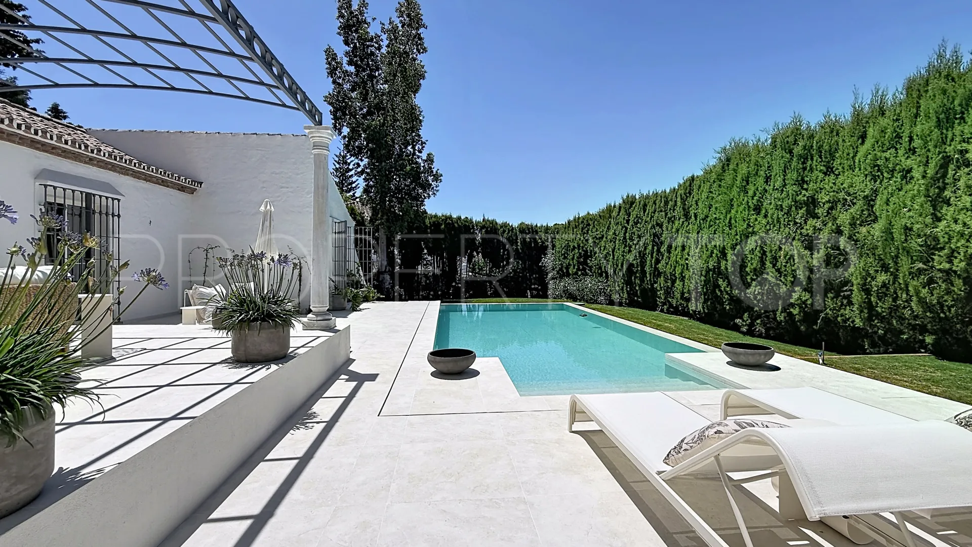 Guadalmina Alta, villa a la venta
