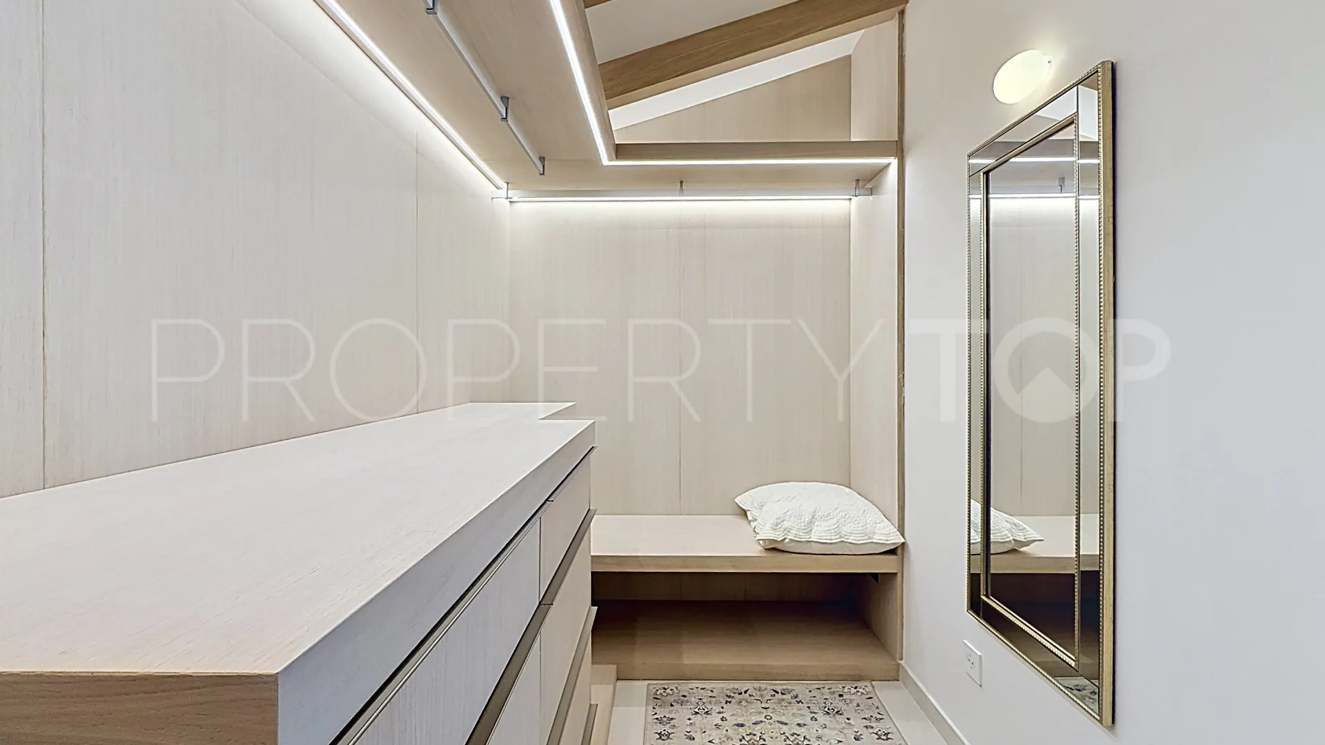 Guadalmina Alta, villa a la venta