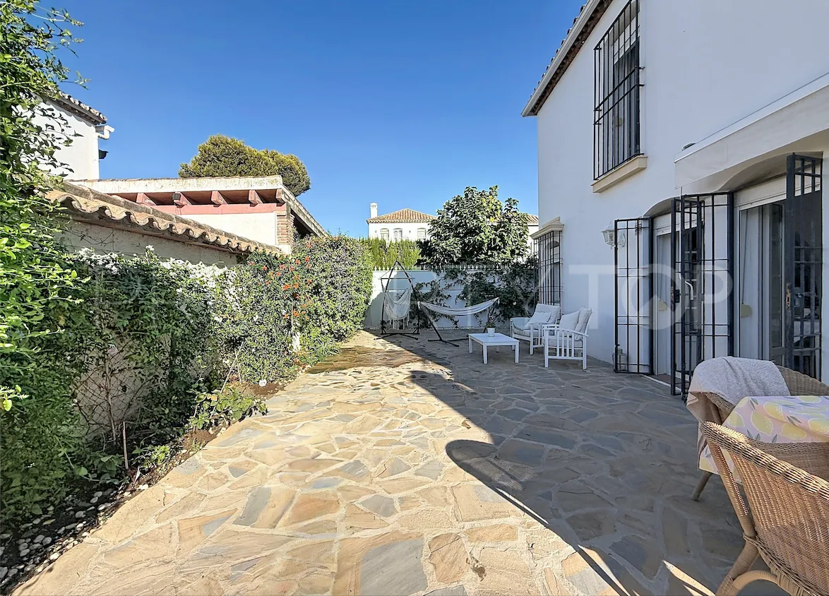 Villa for sale in Benamara