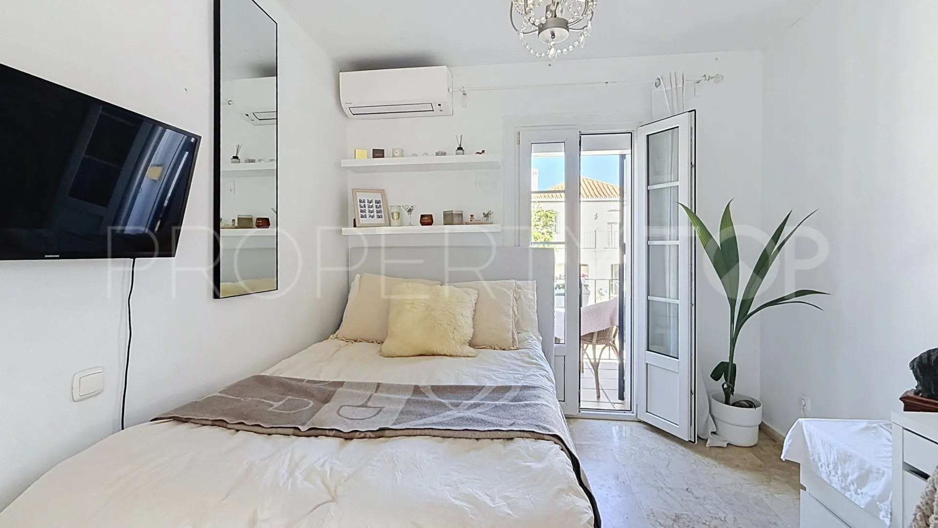 Villa for sale in Benamara
