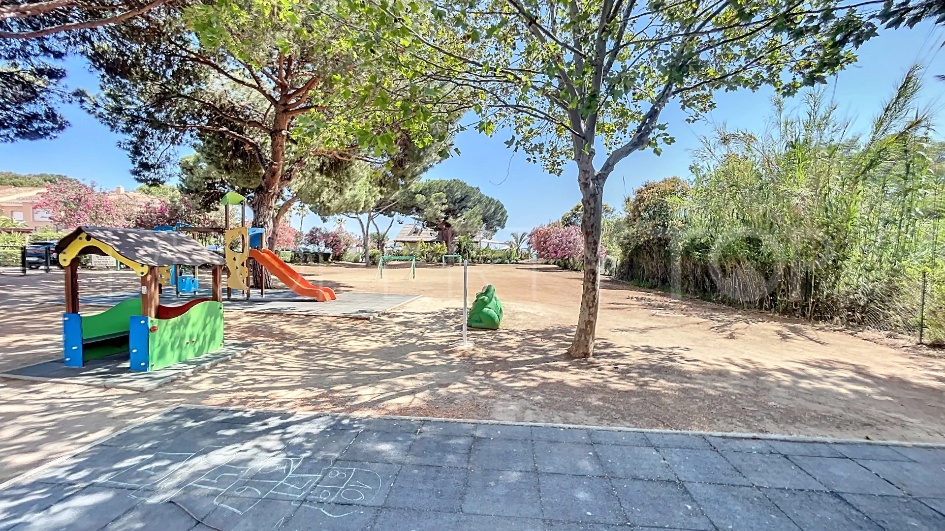 Villa for sale in Benamara