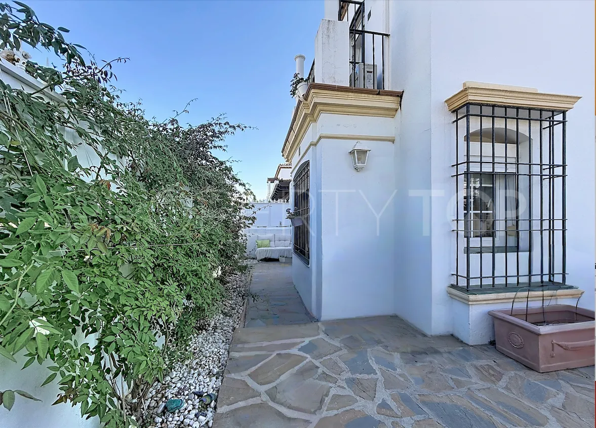Villa for sale in Benamara
