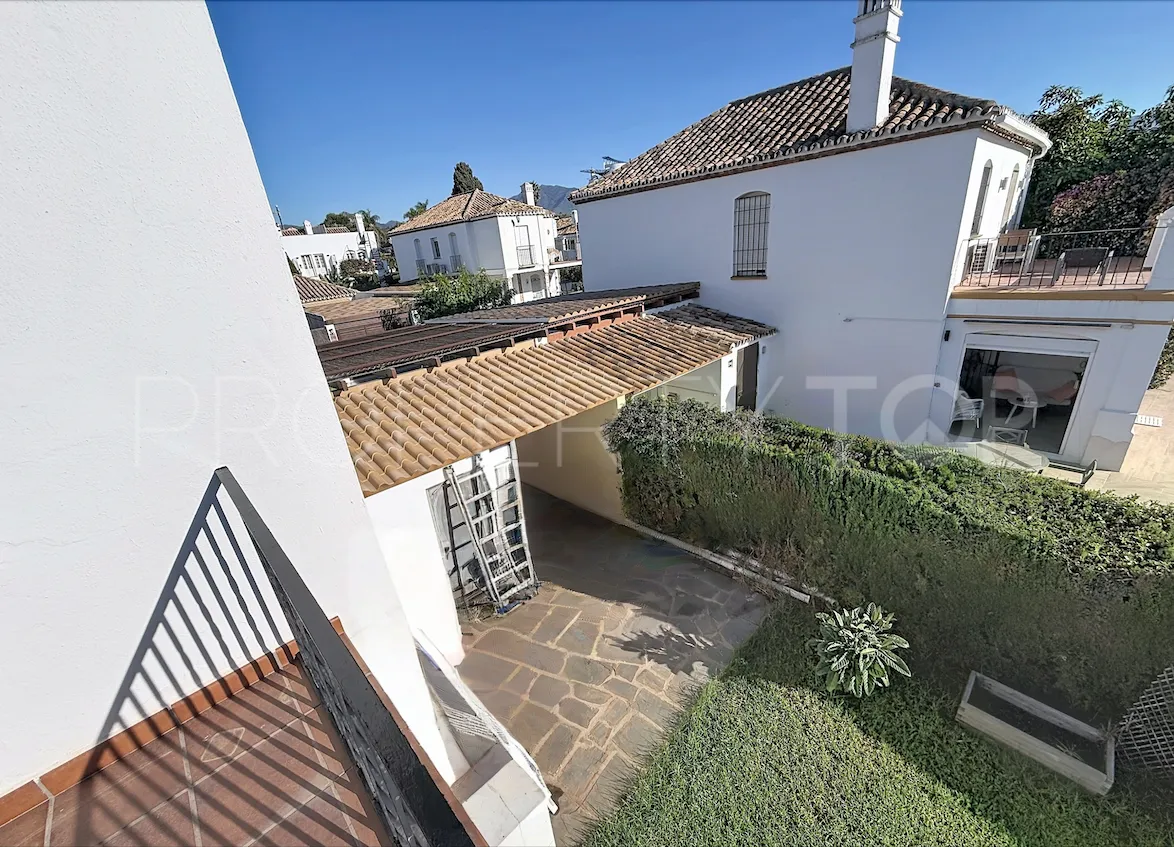 Villa for sale in Benamara