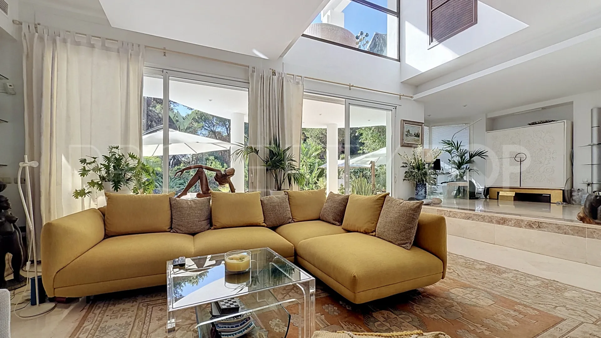 Comprar villa en El Presidente