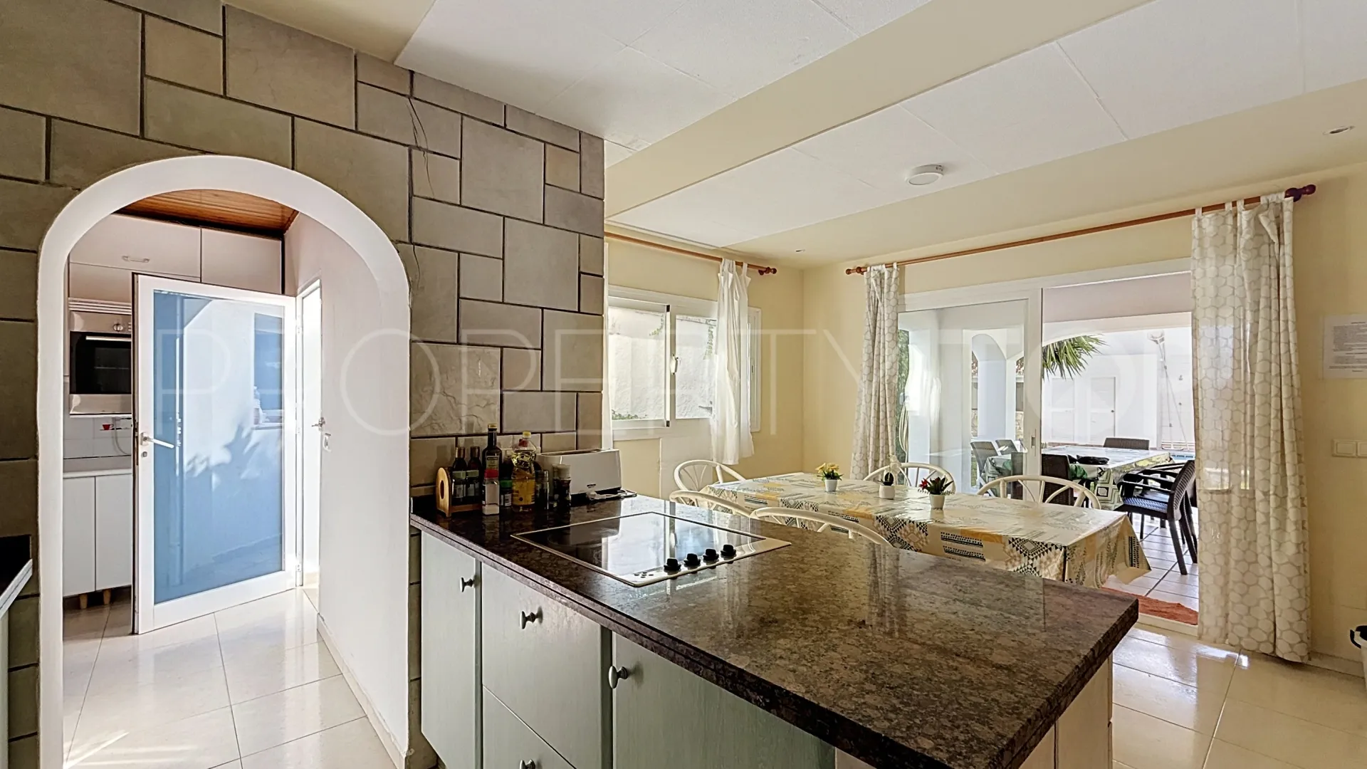 Linda Vista Baja villa for sale