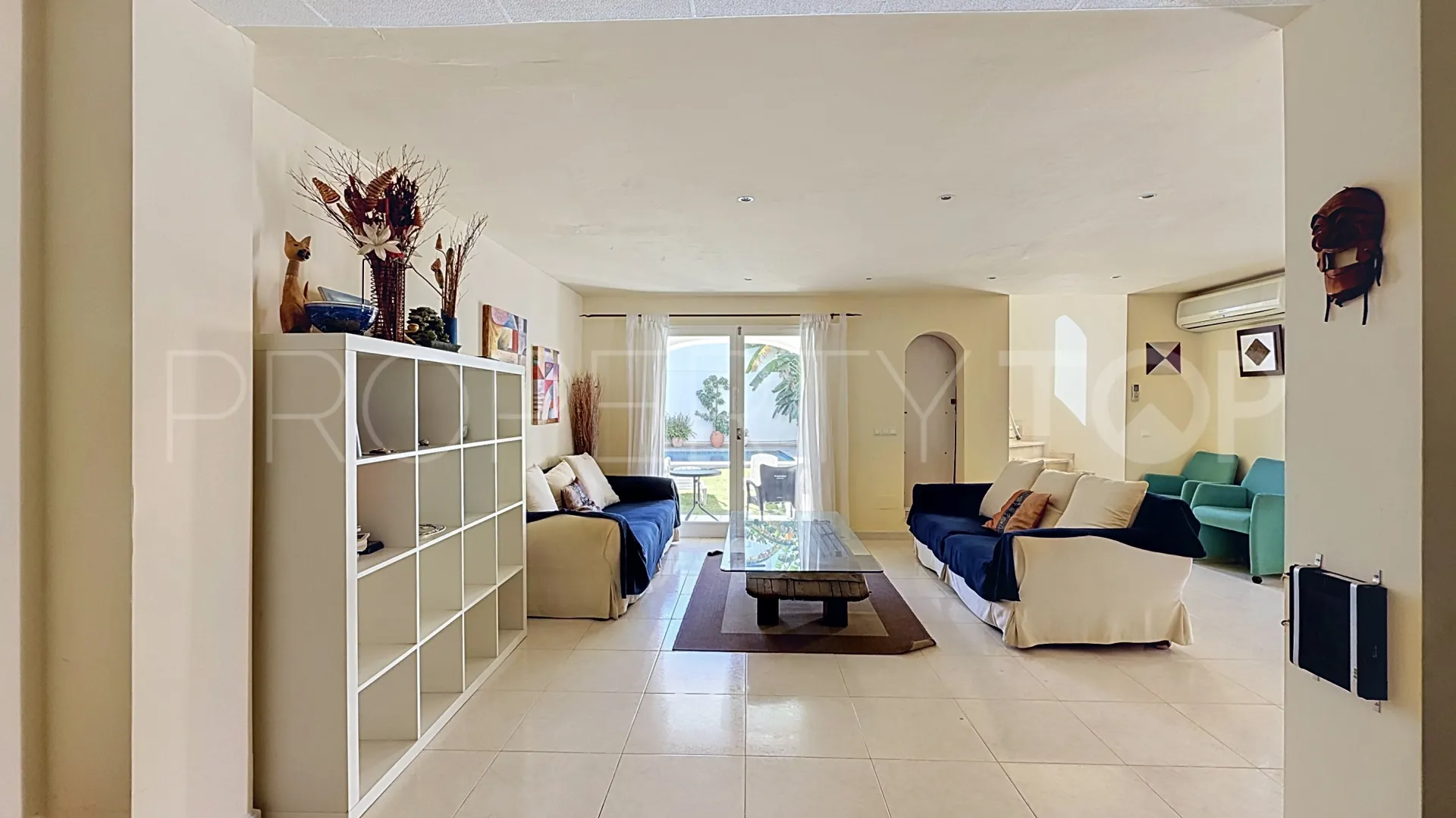 Linda Vista Baja villa for sale