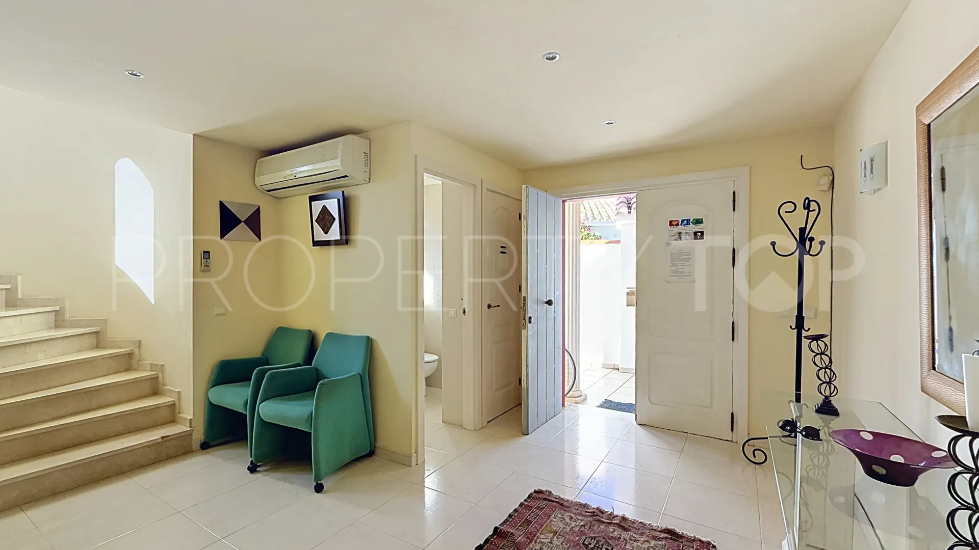 Linda Vista Baja villa for sale