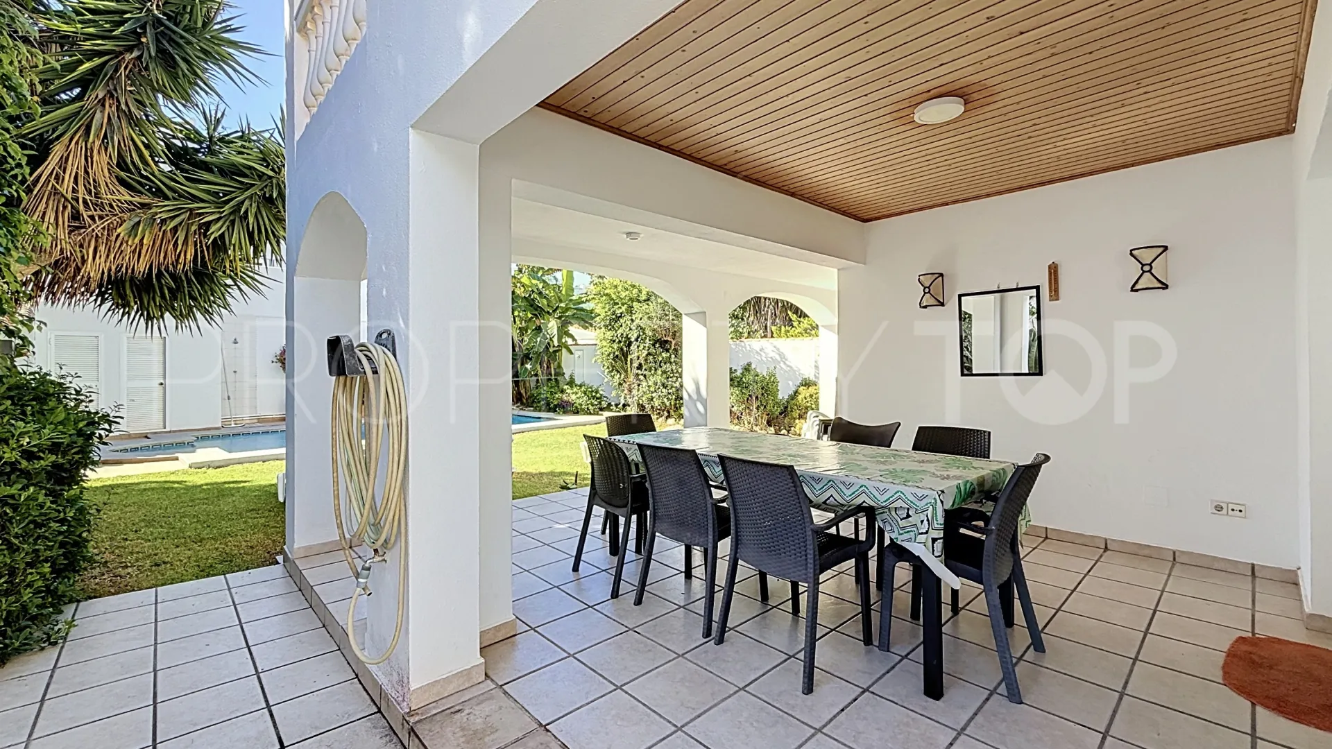Linda Vista Baja villa for sale