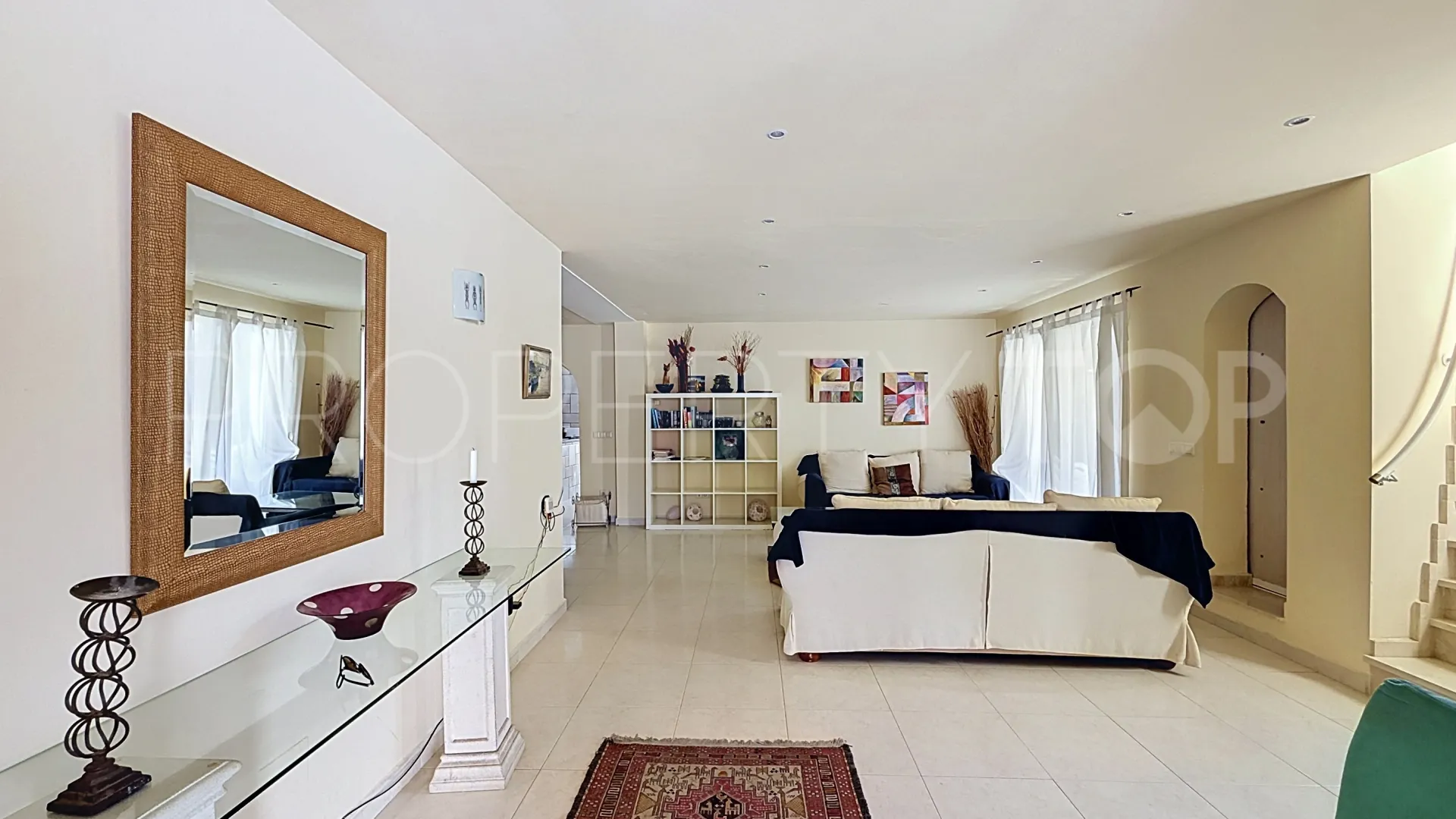 Linda Vista Baja villa for sale