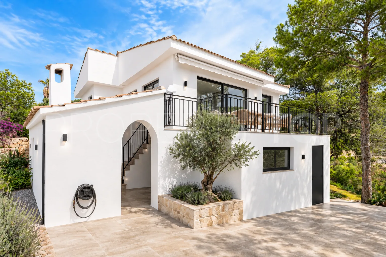 Buy Coveta Fuma house