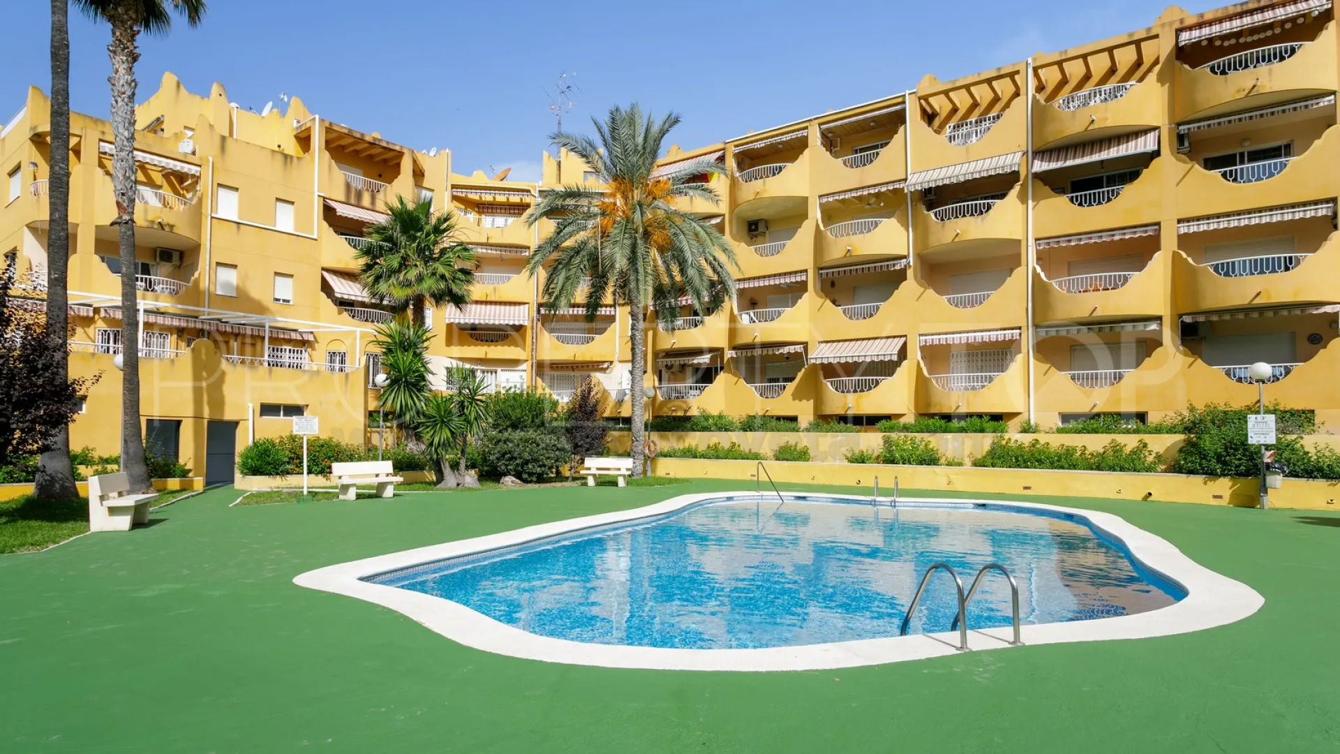 For sale apartment in Coveta Fuma with 2 bedrooms