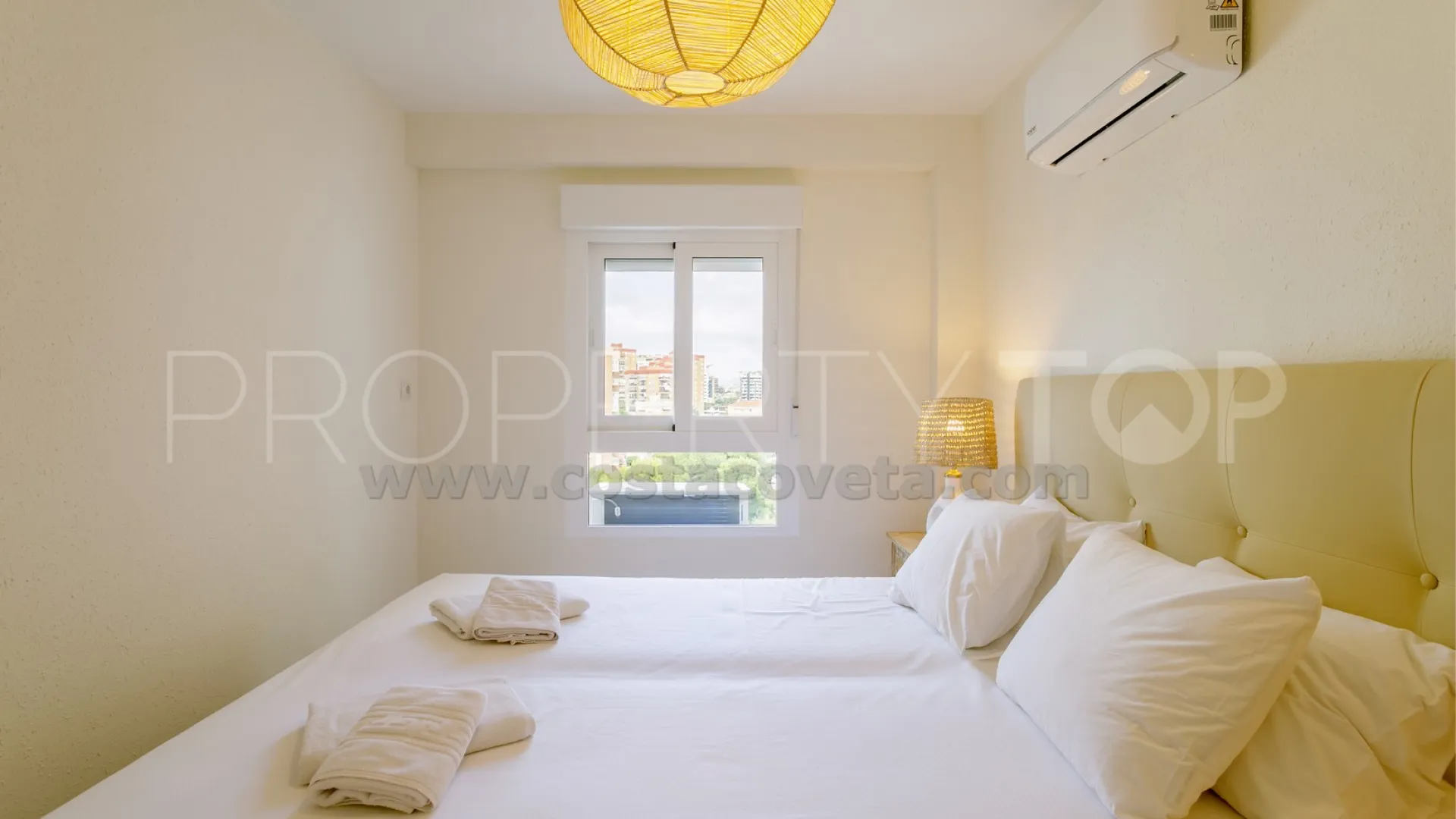 For sale 3 bedrooms penthouse in Playa Carrer la Mar