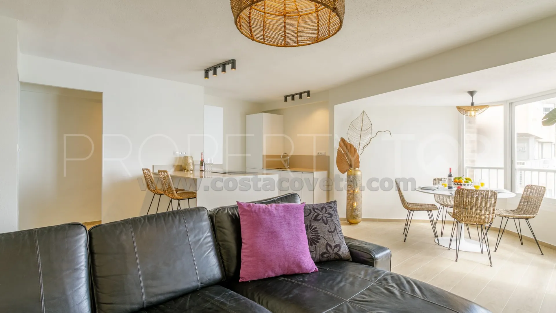 For sale 3 bedrooms penthouse in Playa Carrer la Mar
