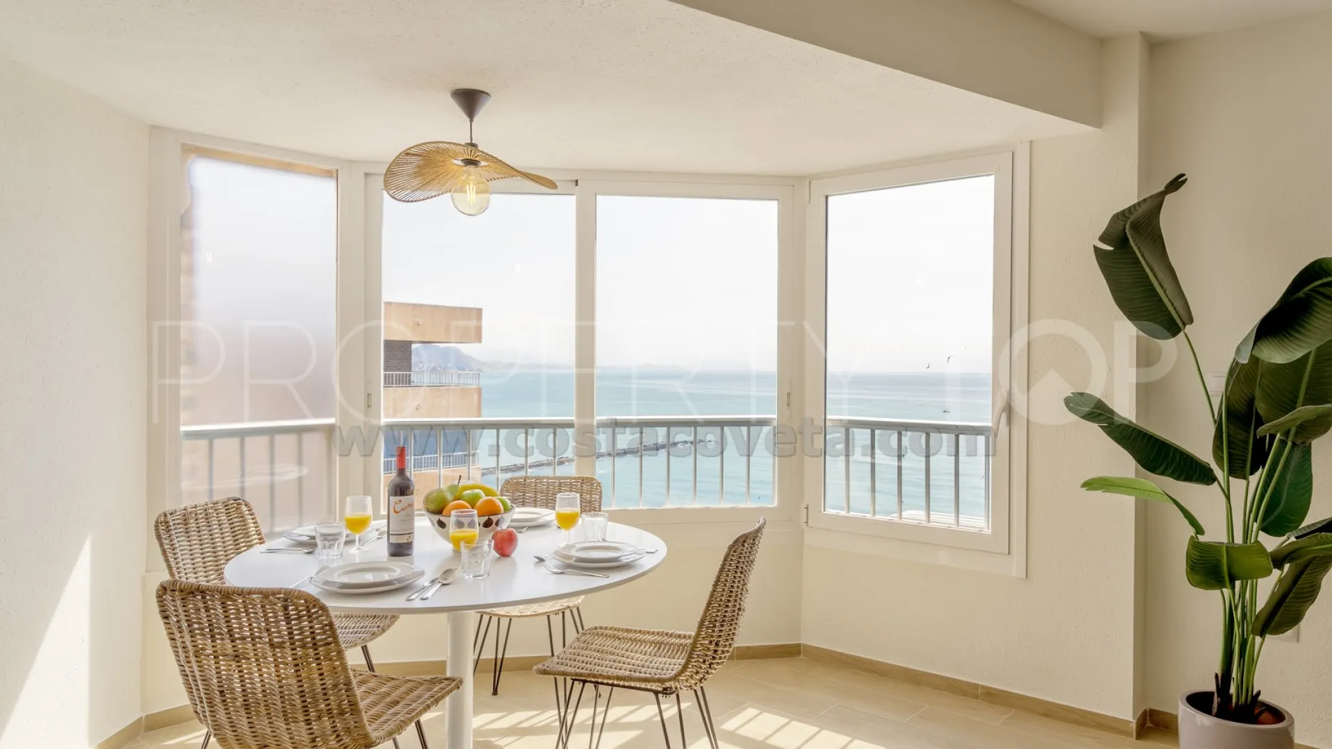 For sale 3 bedrooms penthouse in Playa Carrer la Mar