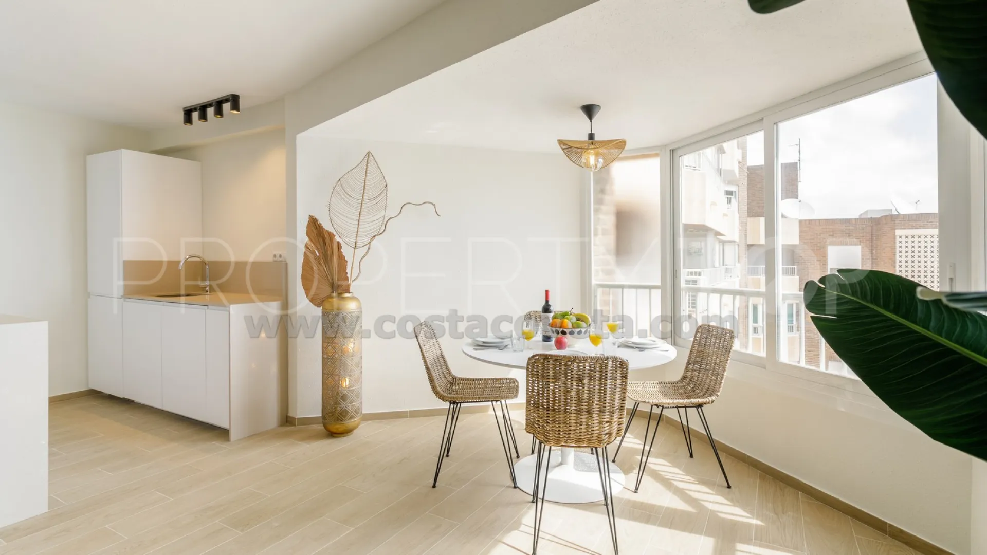 For sale 3 bedrooms penthouse in Playa Carrer la Mar