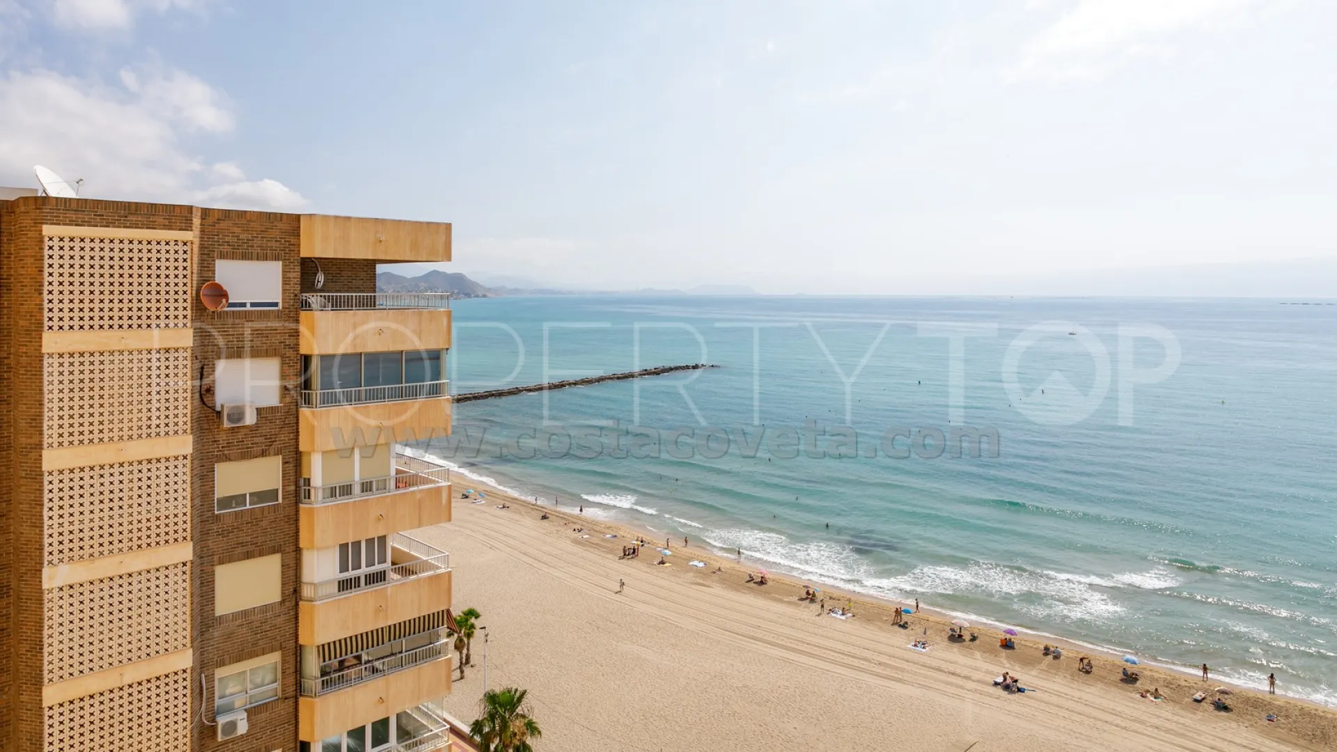 For sale 3 bedrooms penthouse in Playa Carrer la Mar
