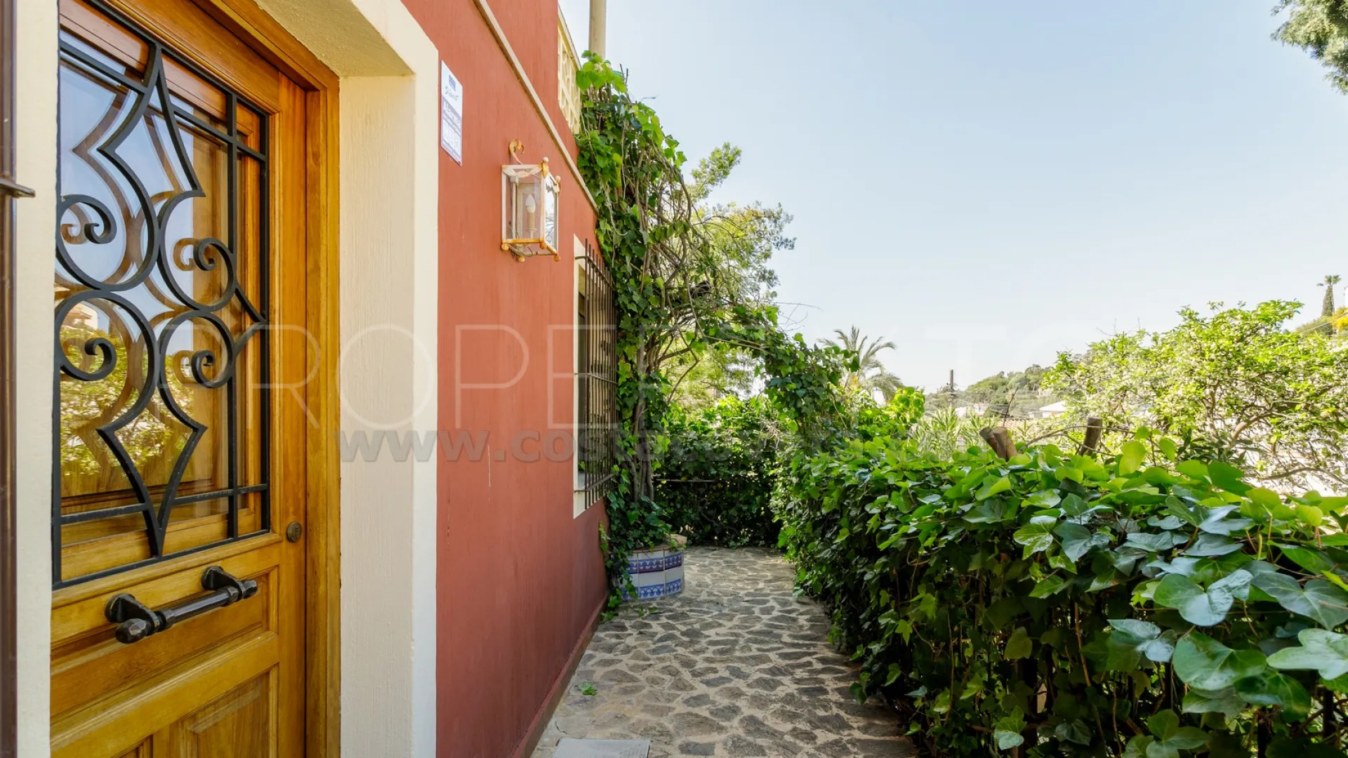 Casa de 6 dormitorios en venta en Coveta Fuma
