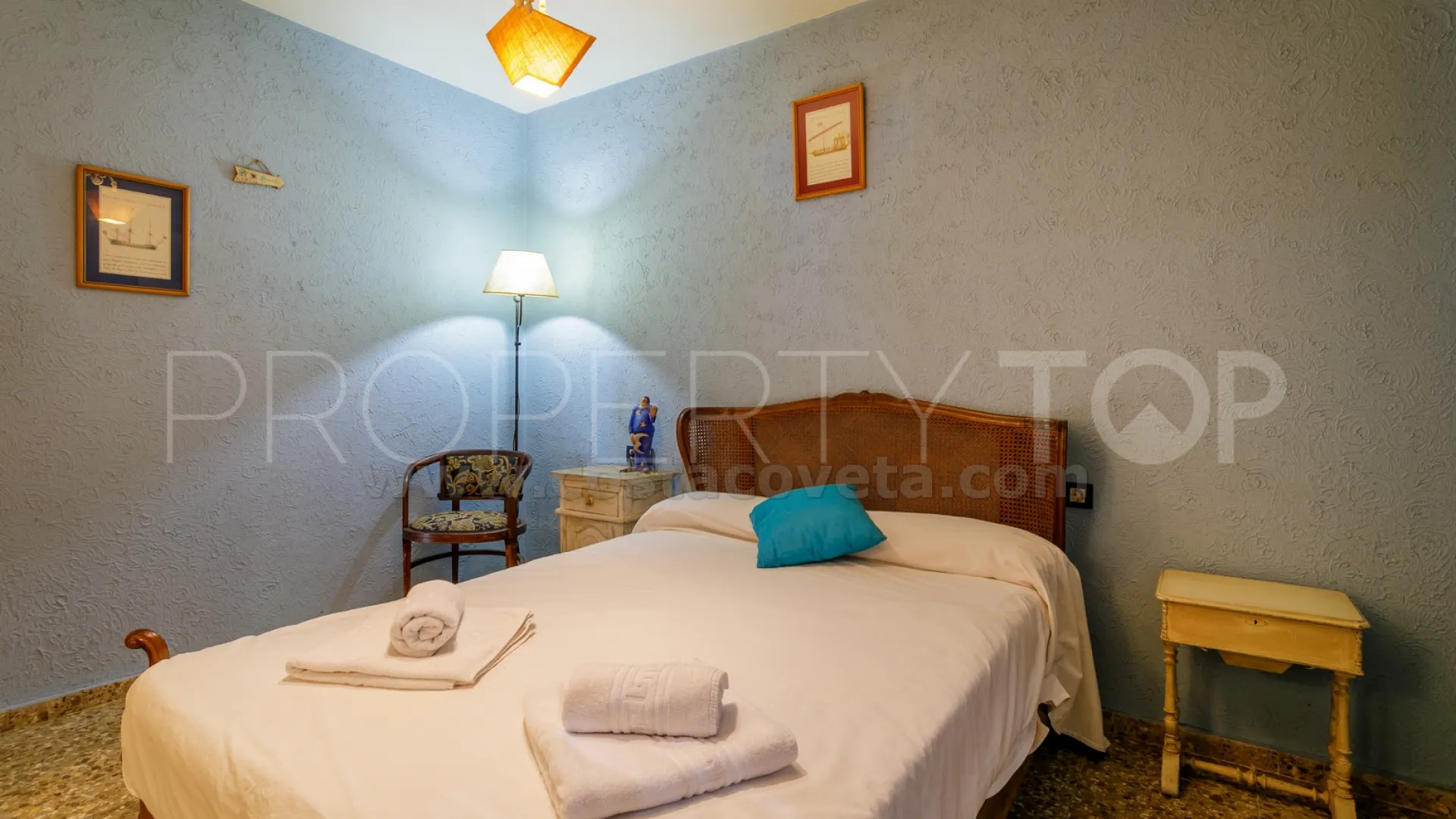 Casa de 6 dormitorios en venta en Coveta Fuma