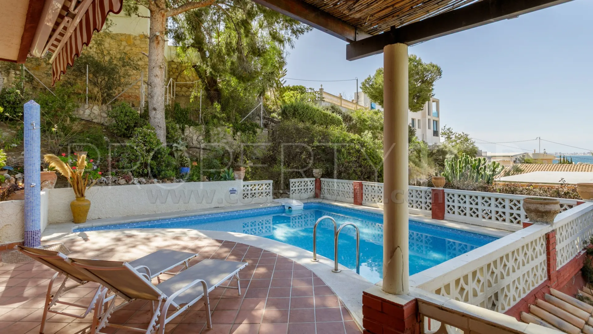 Casa de 6 dormitorios en venta en Coveta Fuma