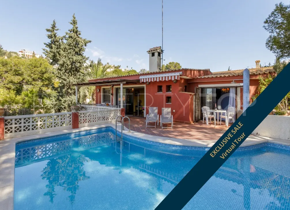 Casa de 6 dormitorios en venta en Coveta Fuma