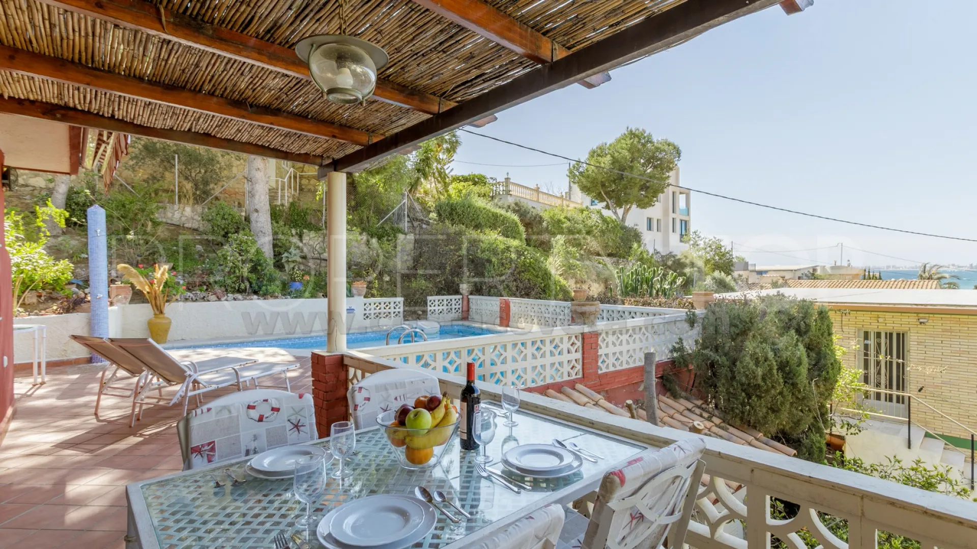 Casa de 6 dormitorios en venta en Coveta Fuma
