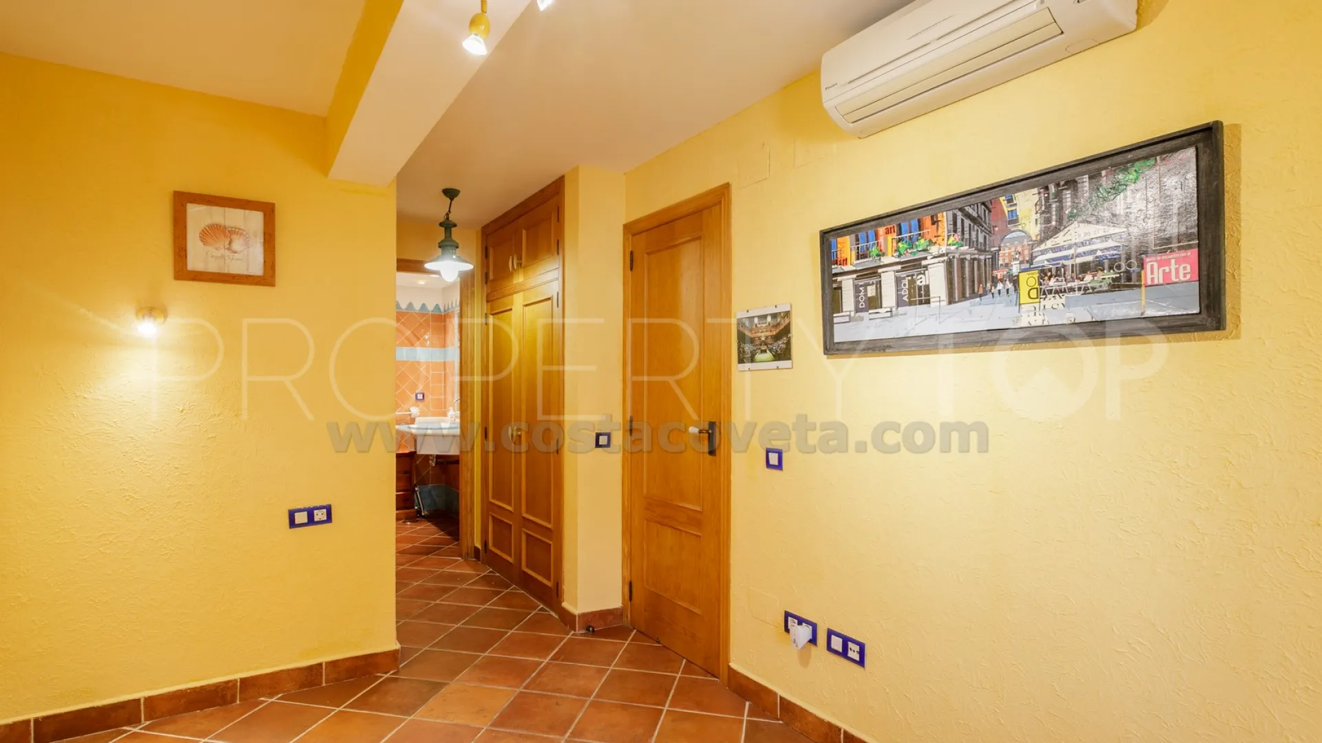 Casa de 6 dormitorios en venta en Coveta Fuma