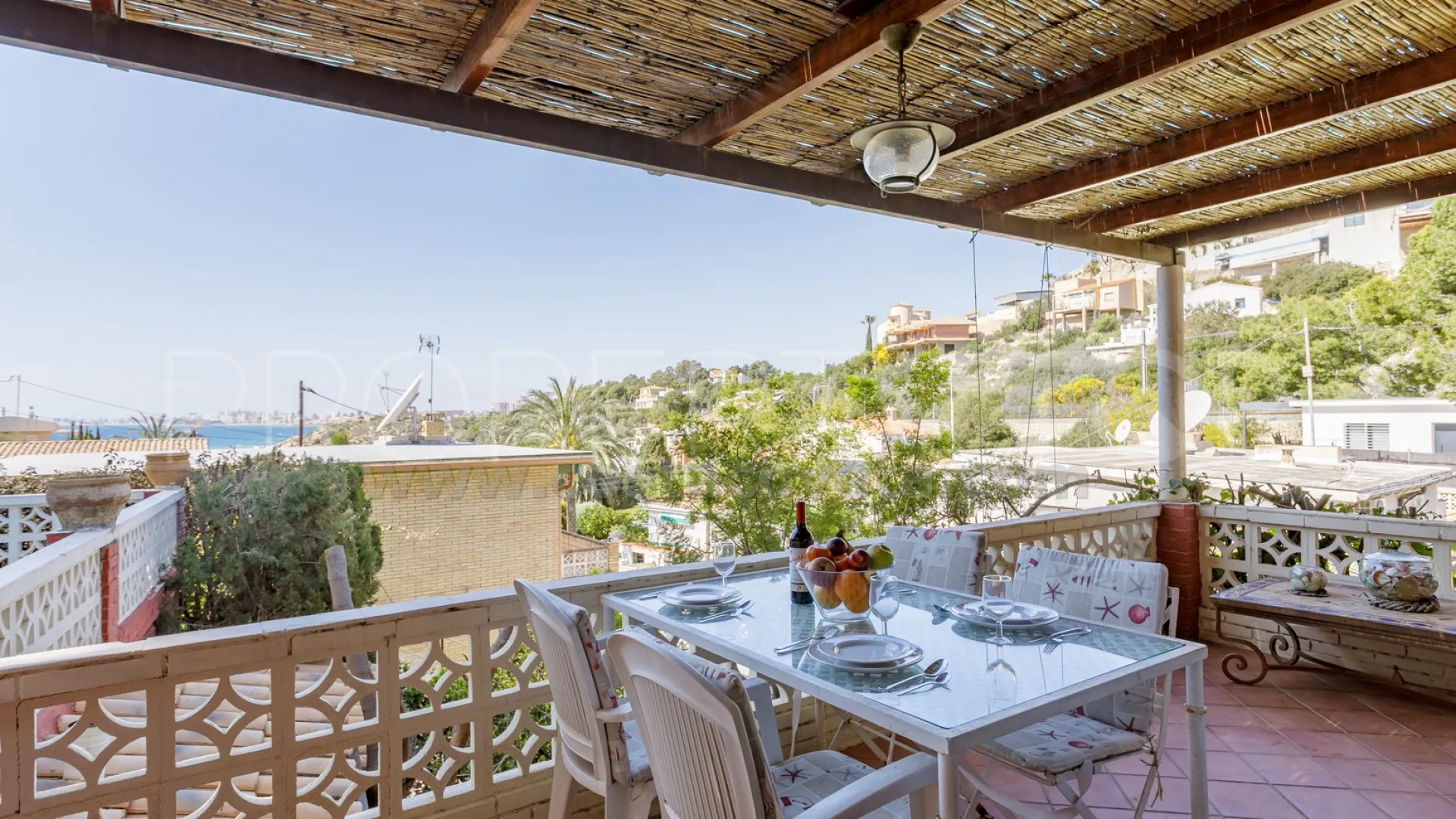 Casa de 6 dormitorios en venta en Coveta Fuma