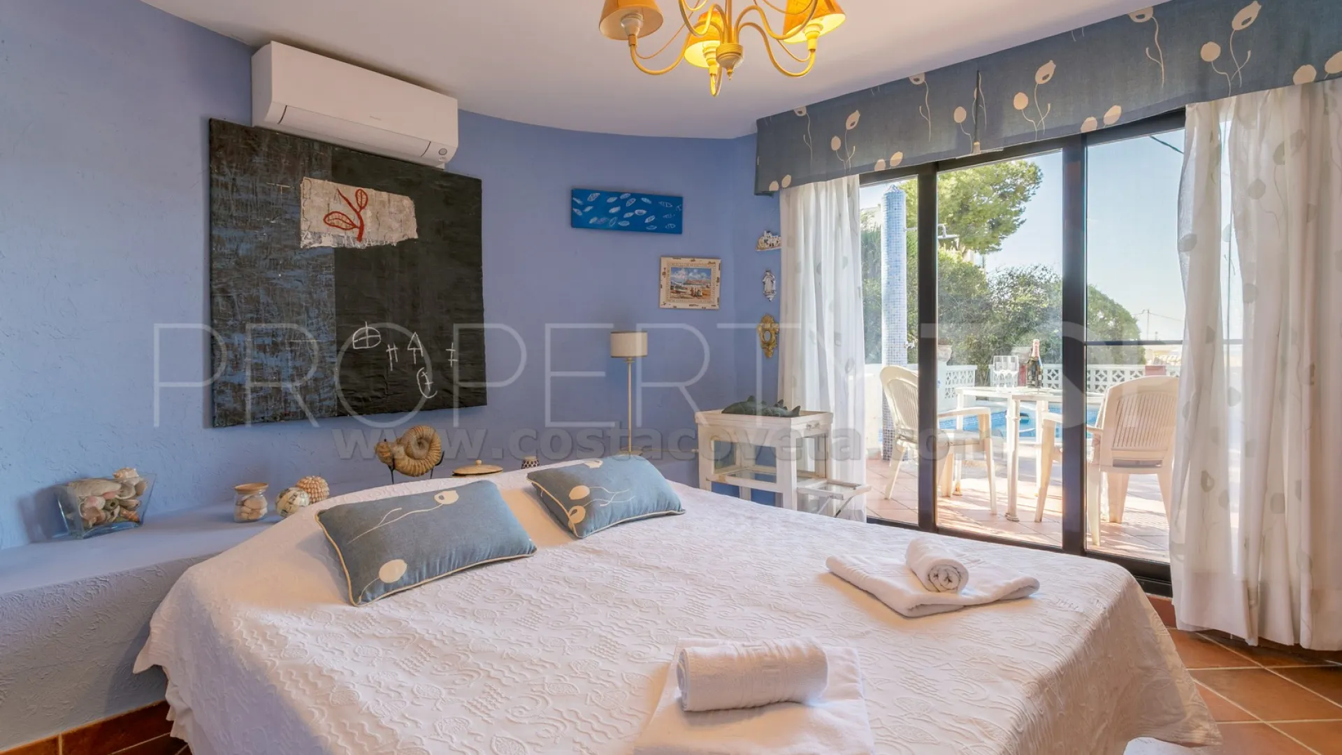 Casa de 6 dormitorios en venta en Coveta Fuma