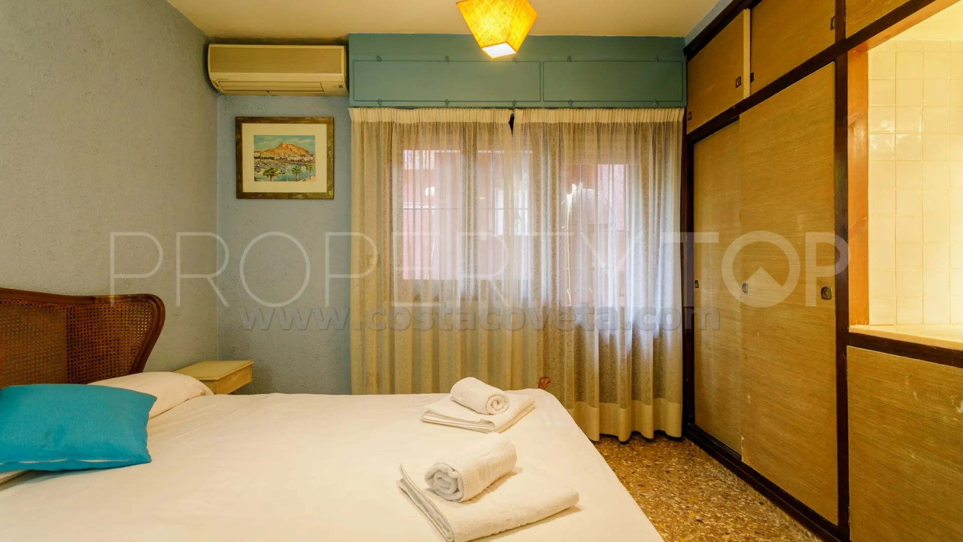 Casa de 6 dormitorios en venta en Coveta Fuma