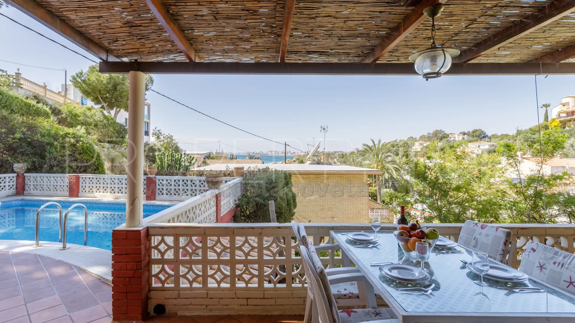 Casa de 6 dormitorios en venta en Coveta Fuma