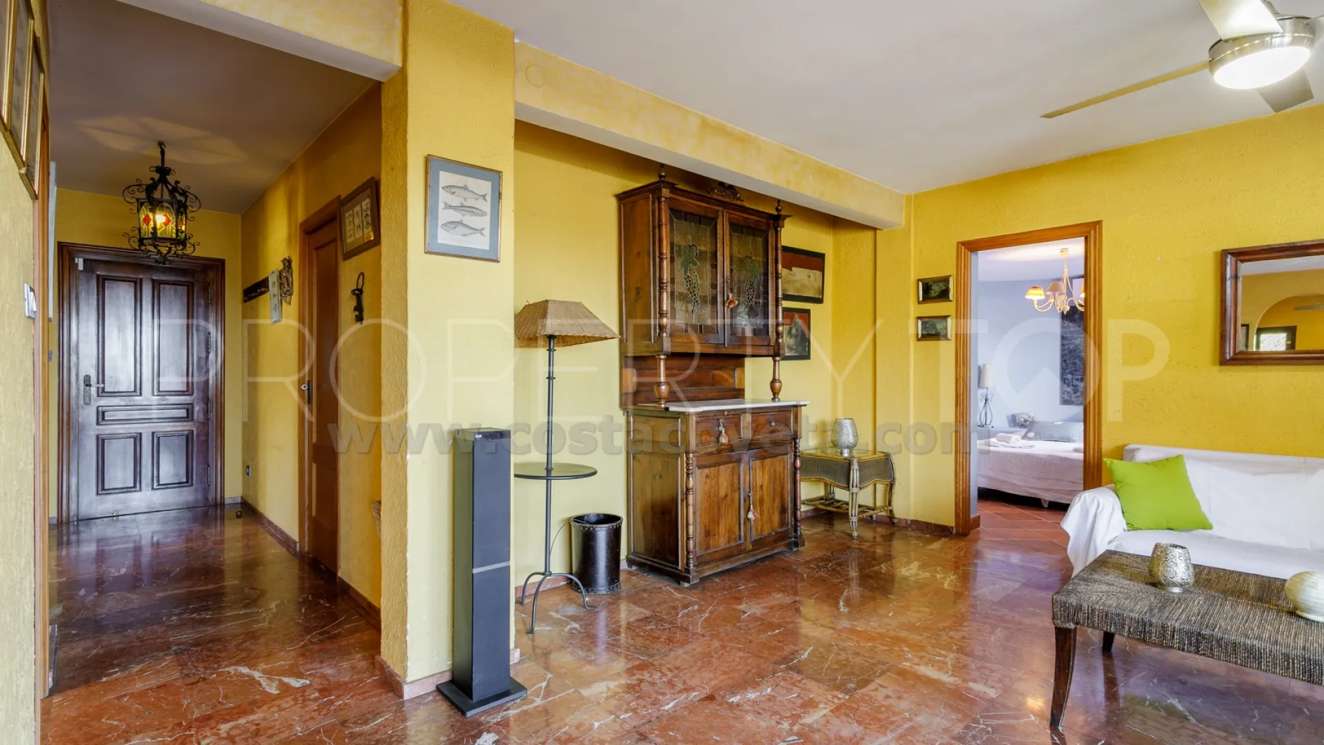 Casa de 6 dormitorios en venta en Coveta Fuma