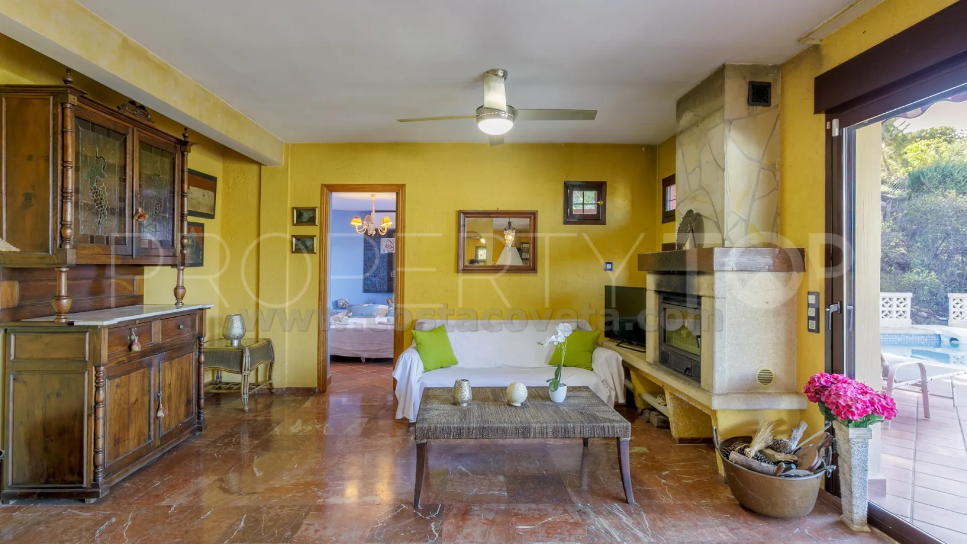 Casa de 6 dormitorios en venta en Coveta Fuma