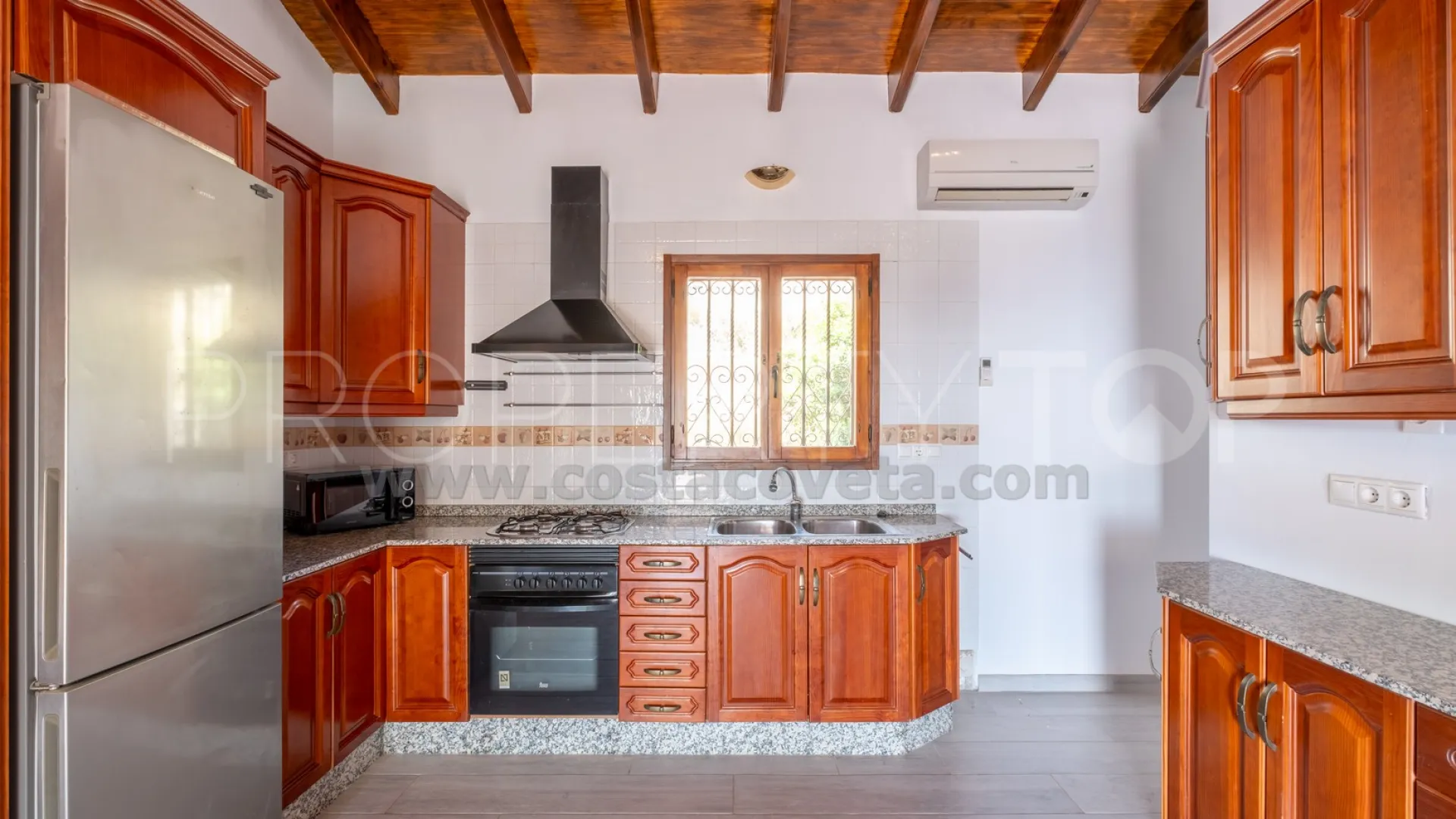 Casa en venta en Relleu