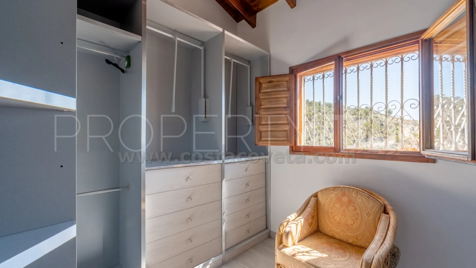 Casa en venta en Relleu